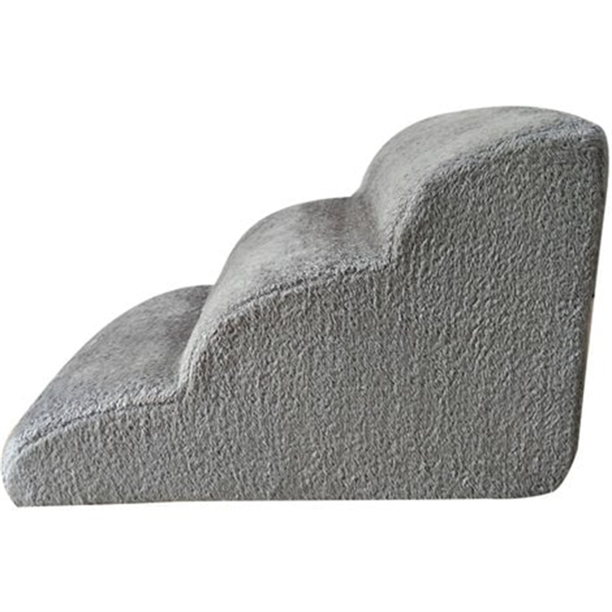 Graue Schaumstoff-Haustier-Treppe mit drei Stufen, Seitenansicht, isoliert auf weißem Hintergrund.