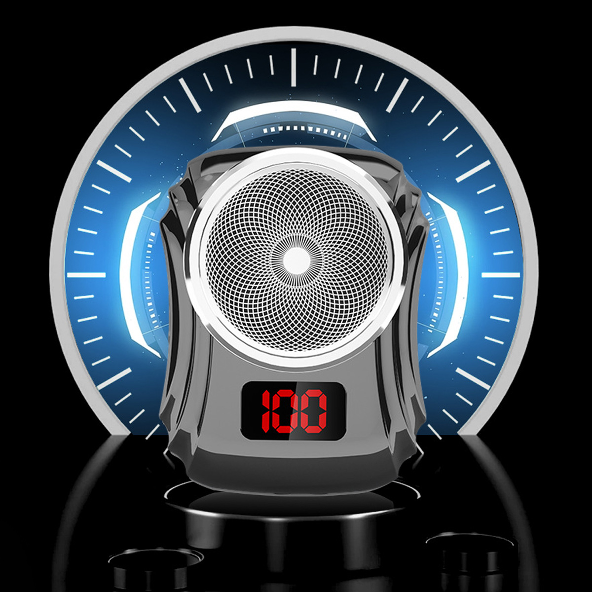 Ein silbernes und schwarzes Gerät mit digitaler Anzeige '100'. Ein blau leuchtender Bogen umgibt es.