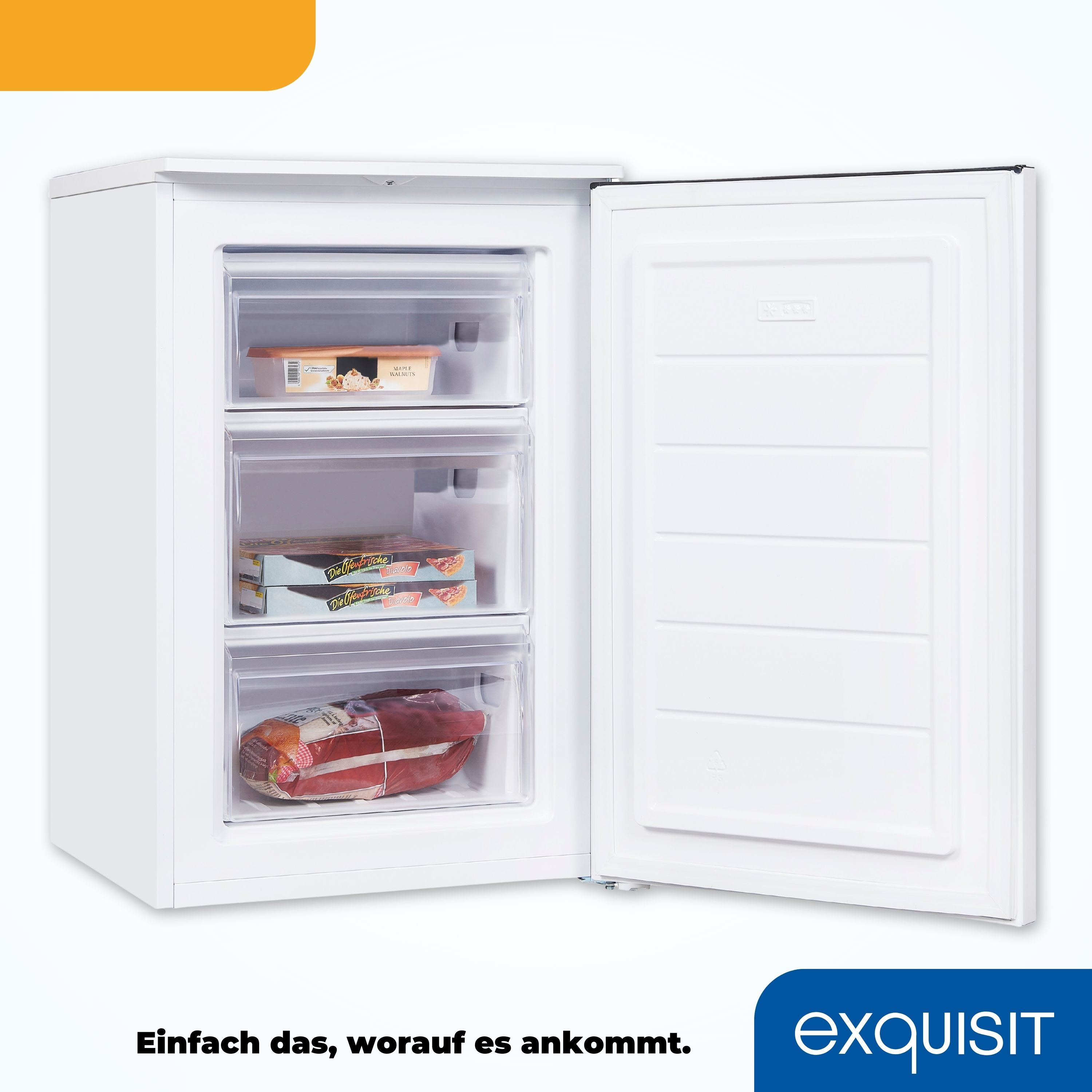 Een witte koelkast met drie open laden, gevuld met diepvriesproducten.