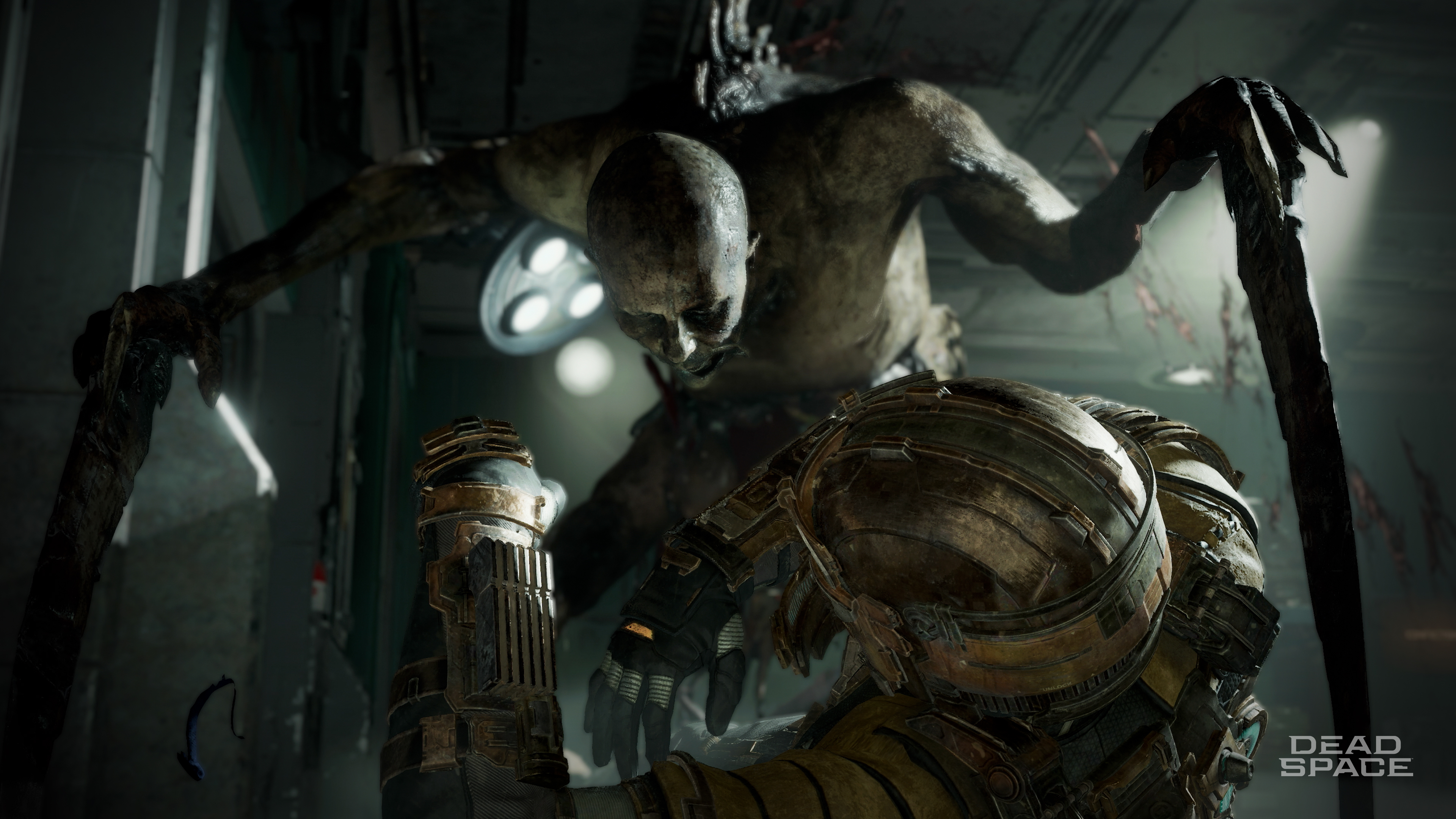 Scena z Dead Space, z postacią w skafandrze walczącą z potworem.