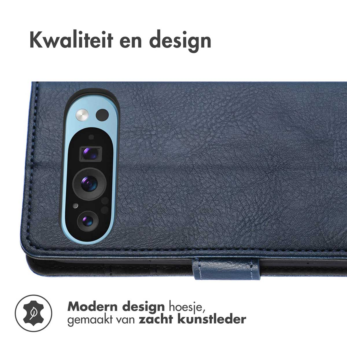 Gros plan sur un étui de téléphone bleu foncé avec une découpe pour l'appareil photo. Texte: 'Qualité et design'.
