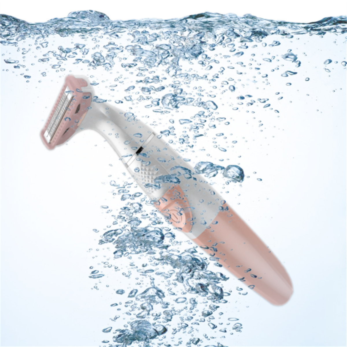 Ein rosa-weißer Rasierer unter Wasser, umgeben von Blasen.