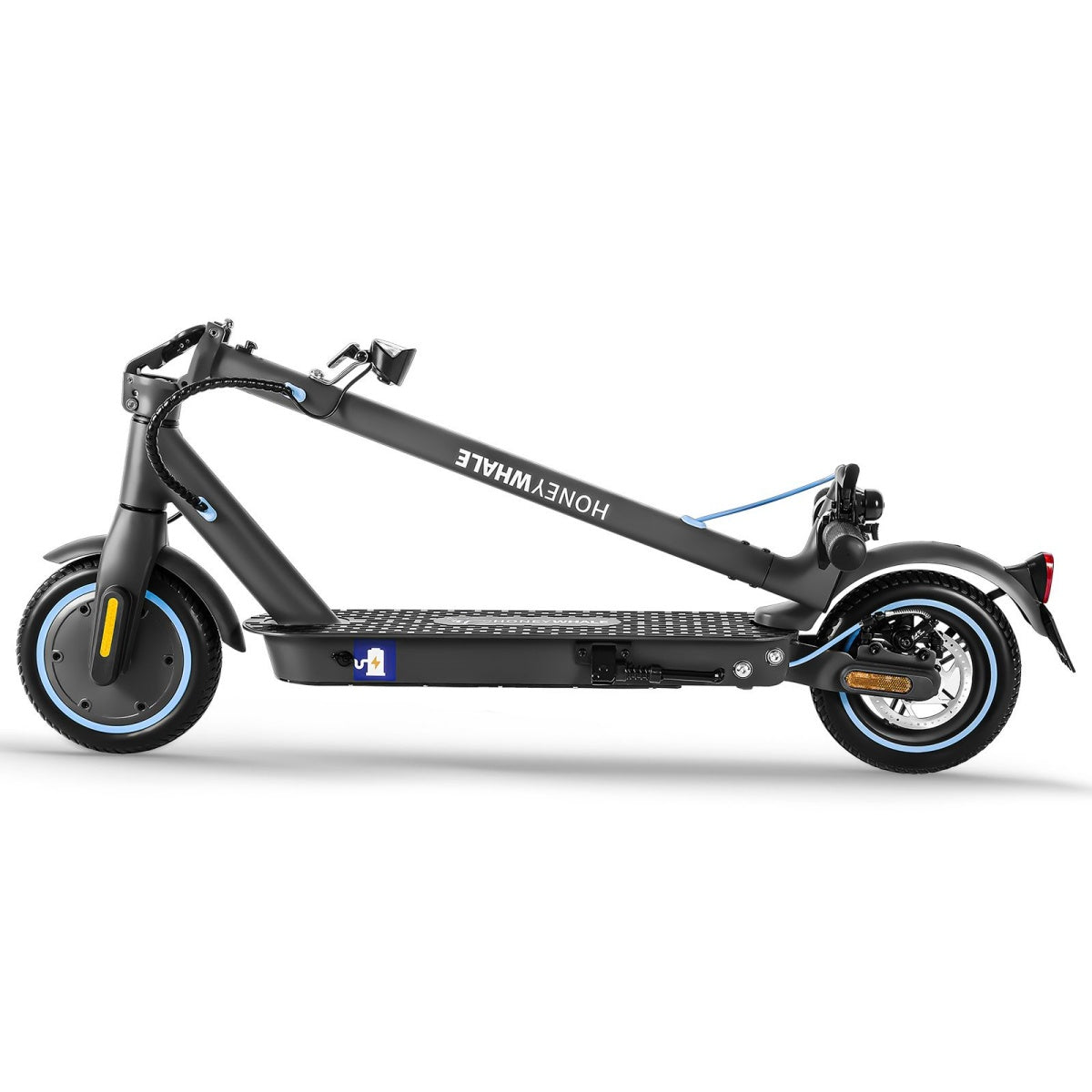 Scooter elettrico nero, piegato. Testo Honeywhale sul braccio. Sfondo bianco.