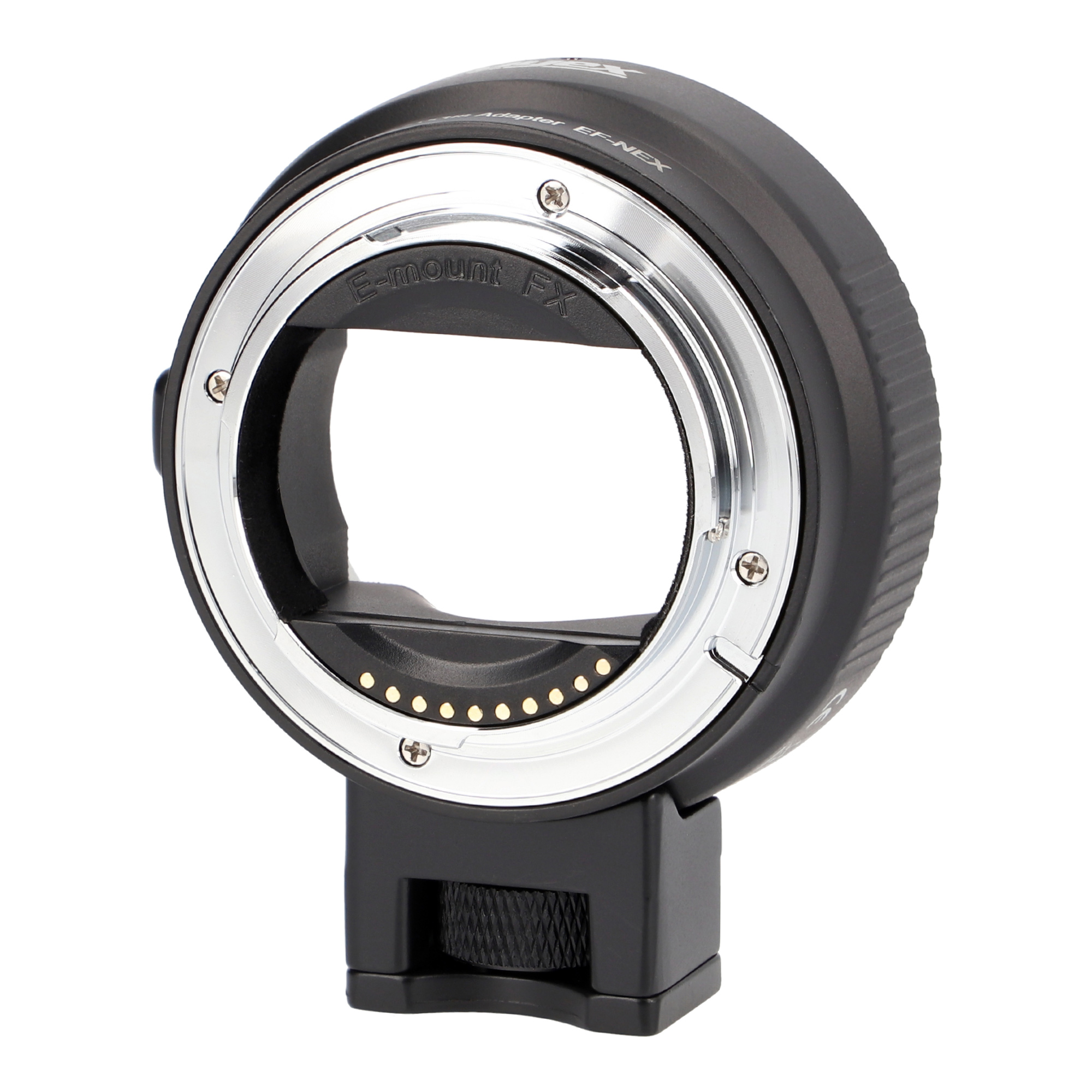 Schwarzer Kameraobjektivadapter mit silbernem Ring und schwarzem Sockel.