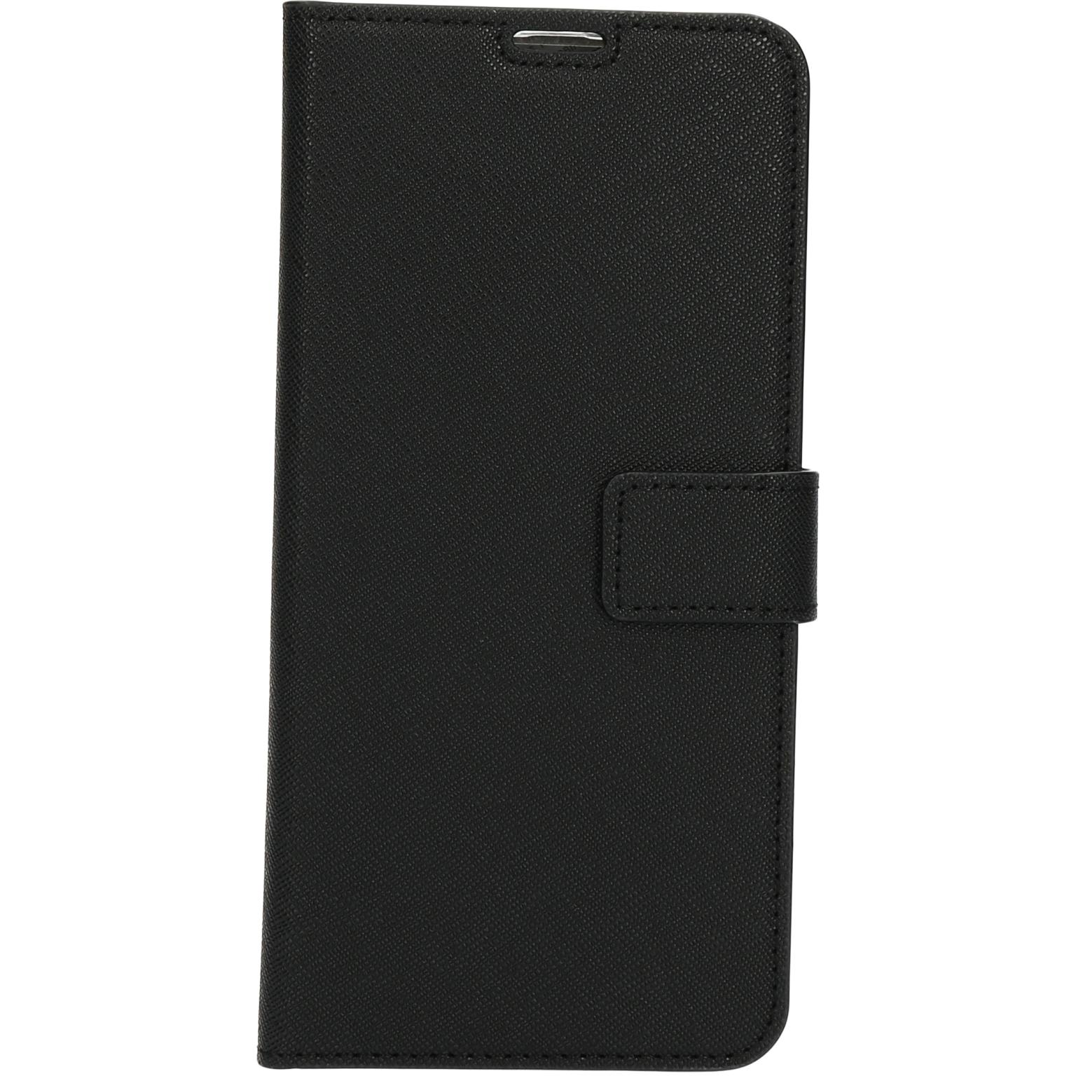 Zwarte telefoonhoes, gesloten met een flap en een magnetische sluiting.