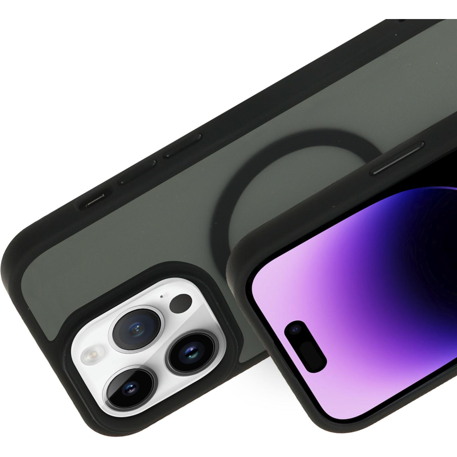 Telefoonhoesje met drie cameralenzen. Een andere hoes zit op de achtergrond. Beide zijn zwart met een witte achtergrond.