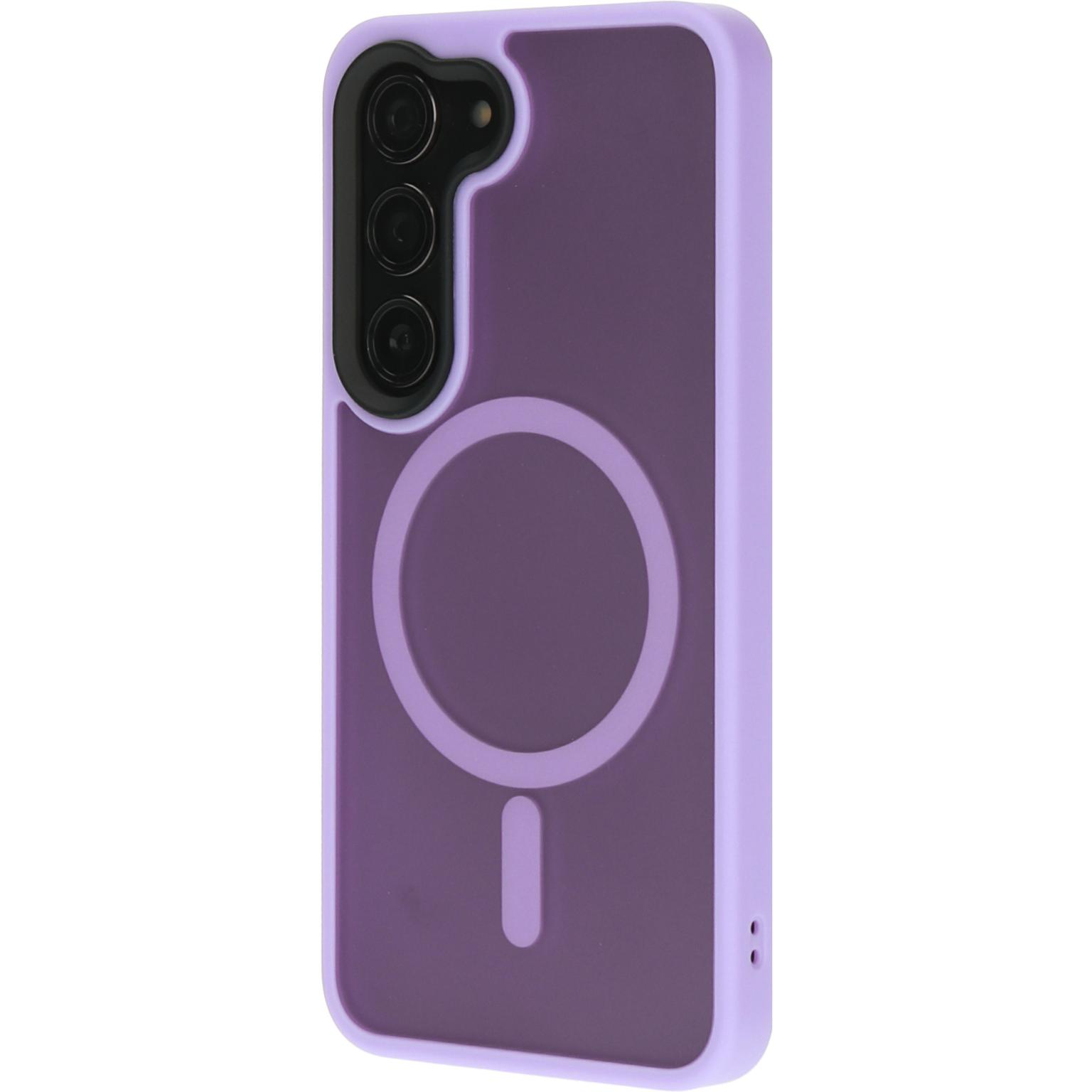Paarse telefoonhoes met een cirkelvormige magnetische bevestiging op de achterkant. De hoes heeft 3 lenzen.