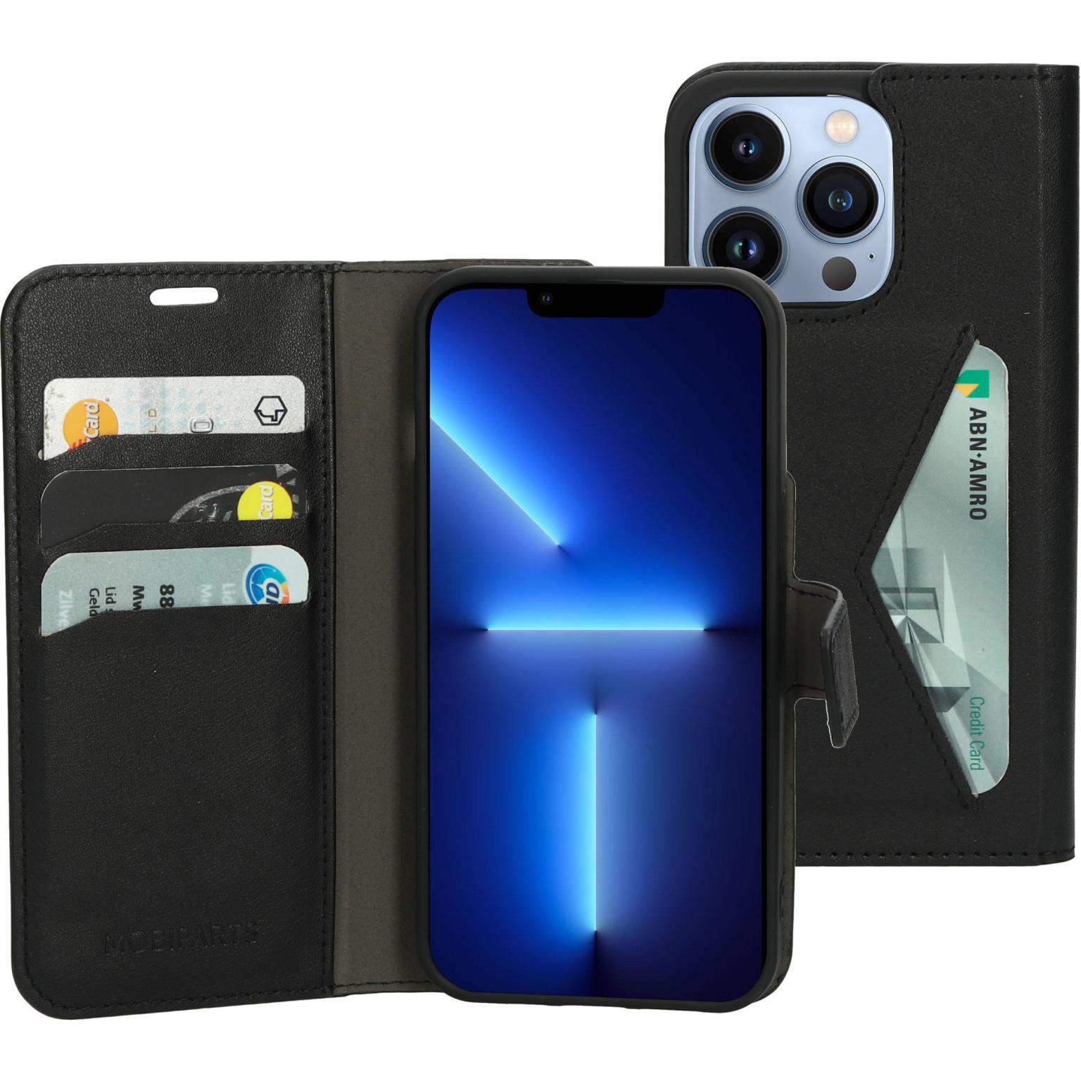 Zwarte telefoon in open zwarte portemonnee. Kaarten en creditcardsleuf.