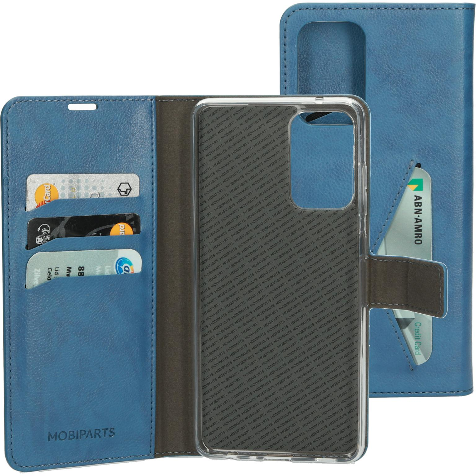 Blauwe telefoonhoes met kaarten, doorzichtige binnenhoes, telefoon zichtbaar.