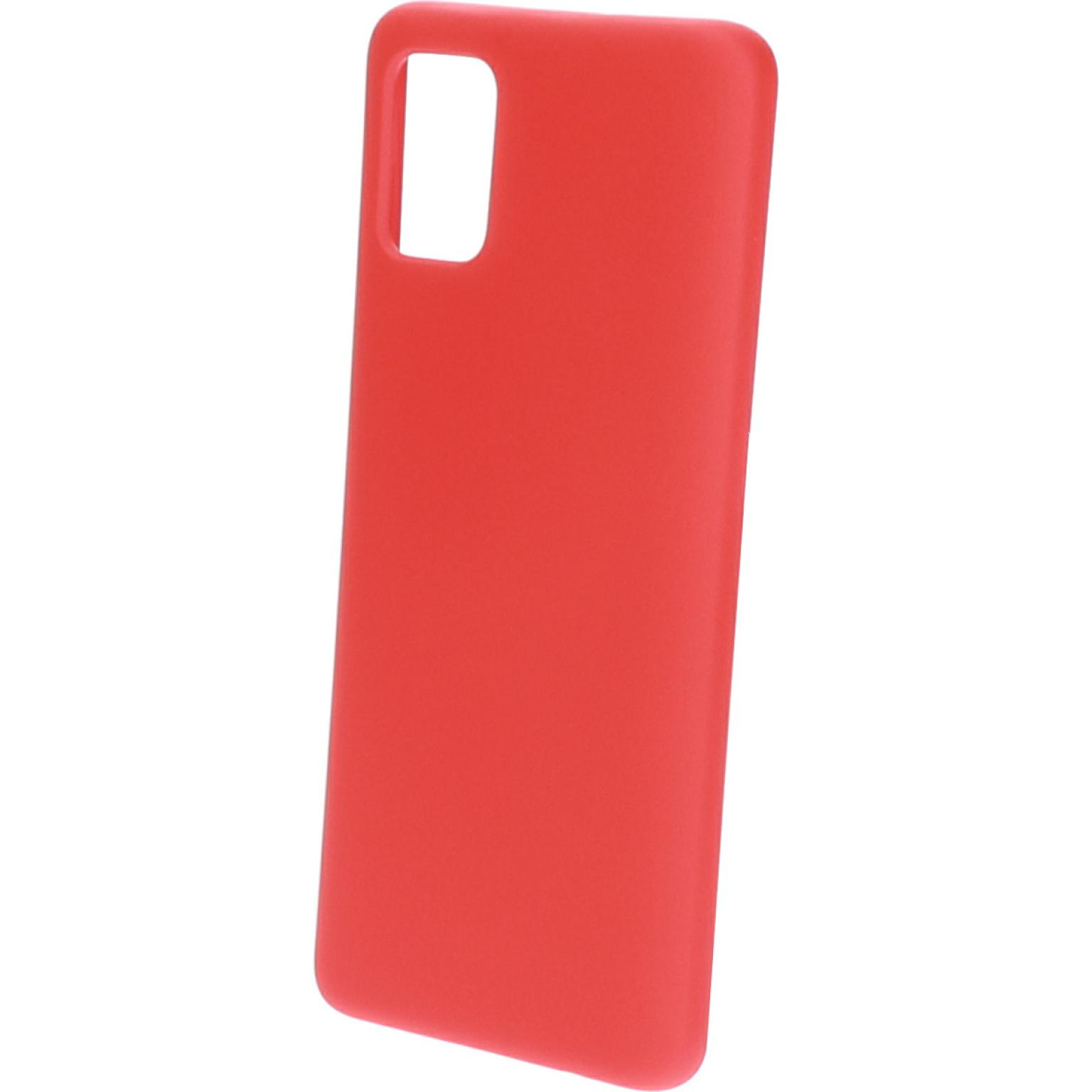 Rode telefoonhoes. De telefoonhoes is rood, met uitsparingen voor een telefoon.