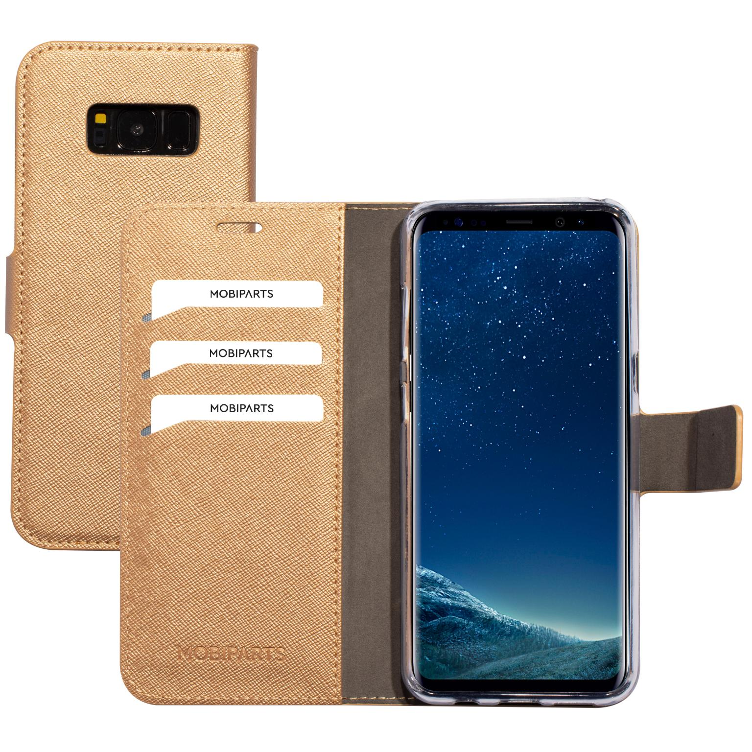 Een telefoon met een gouden hoesje is open en toont het scherm en drie kaartsleuven. Een ander gouden hoesje staat erachter.