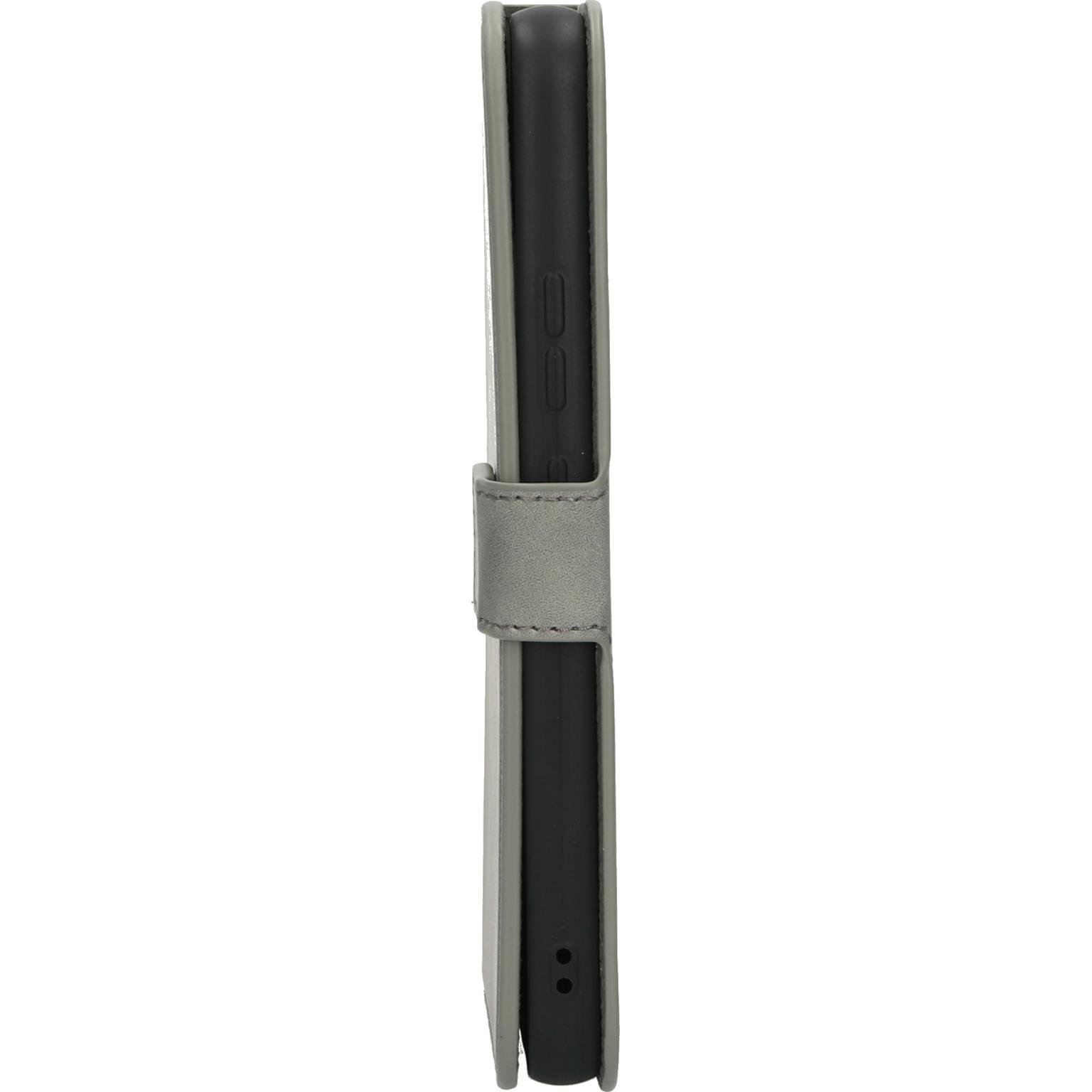 Een grijze telefoonhoes, gesloten, met een grijze band. Witte achtergrond.