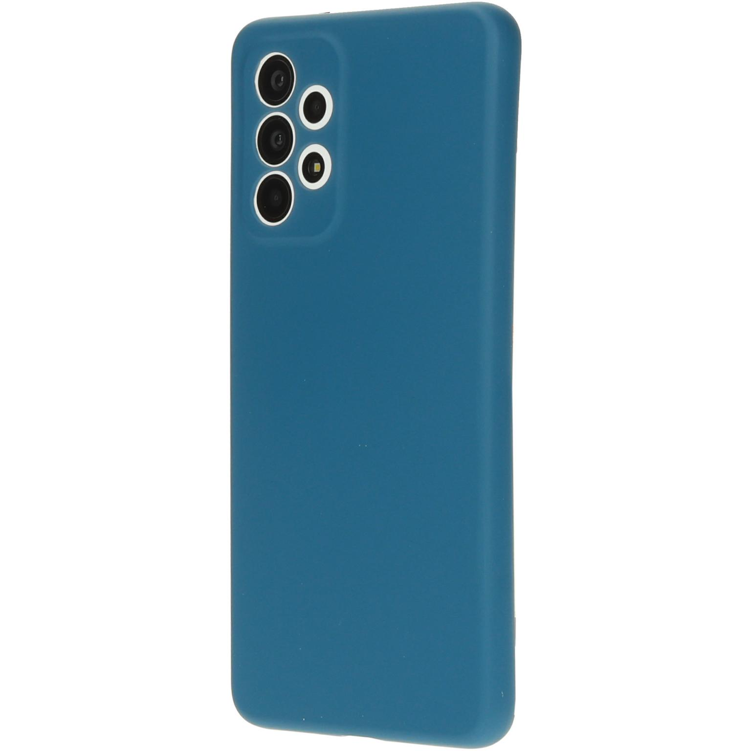 Blauwe telefoonhoes, met camera-uitsparingen. De telefoonhoes is effen blauw.