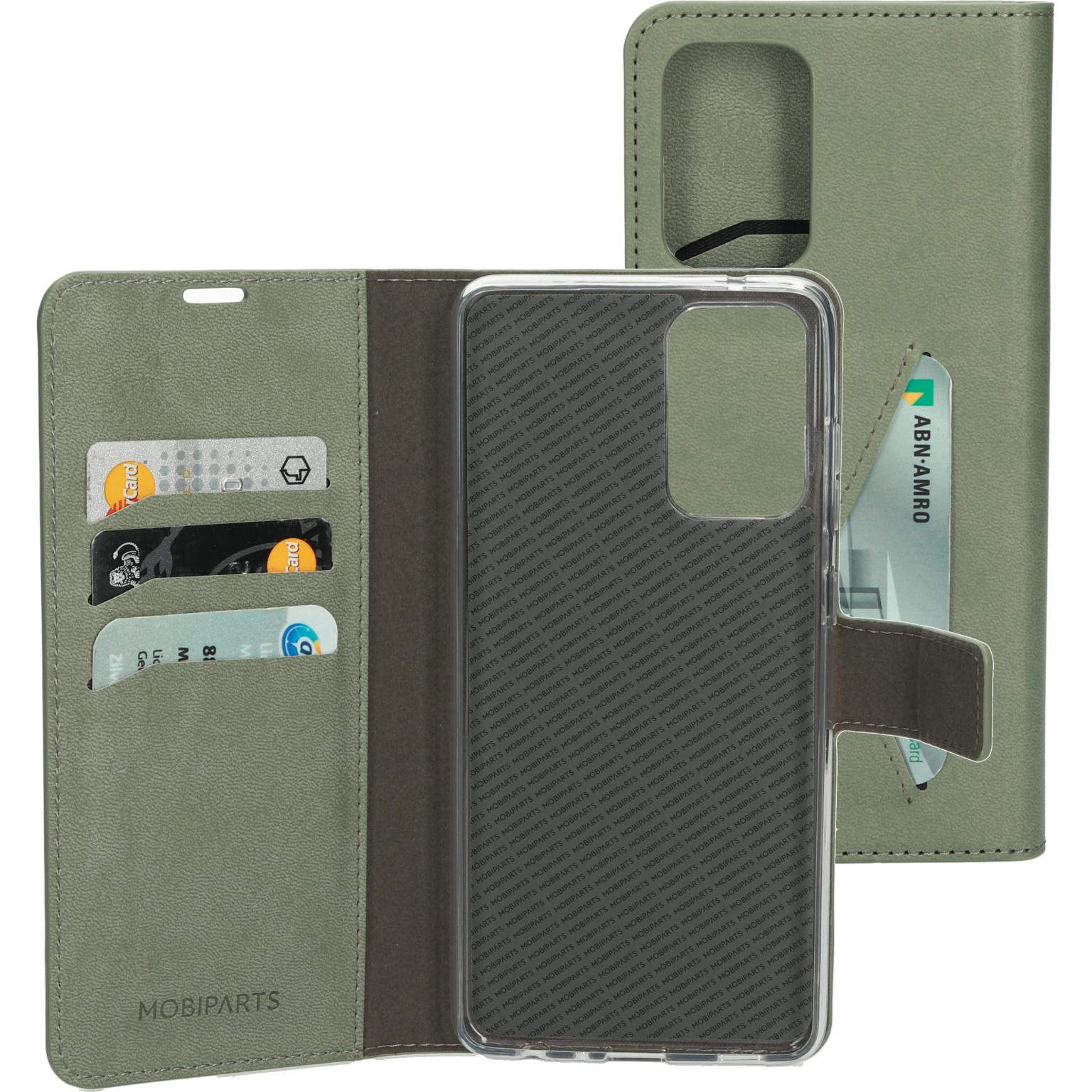 Groene telefoonhoes, folio, open met kaarten en telefoon.
