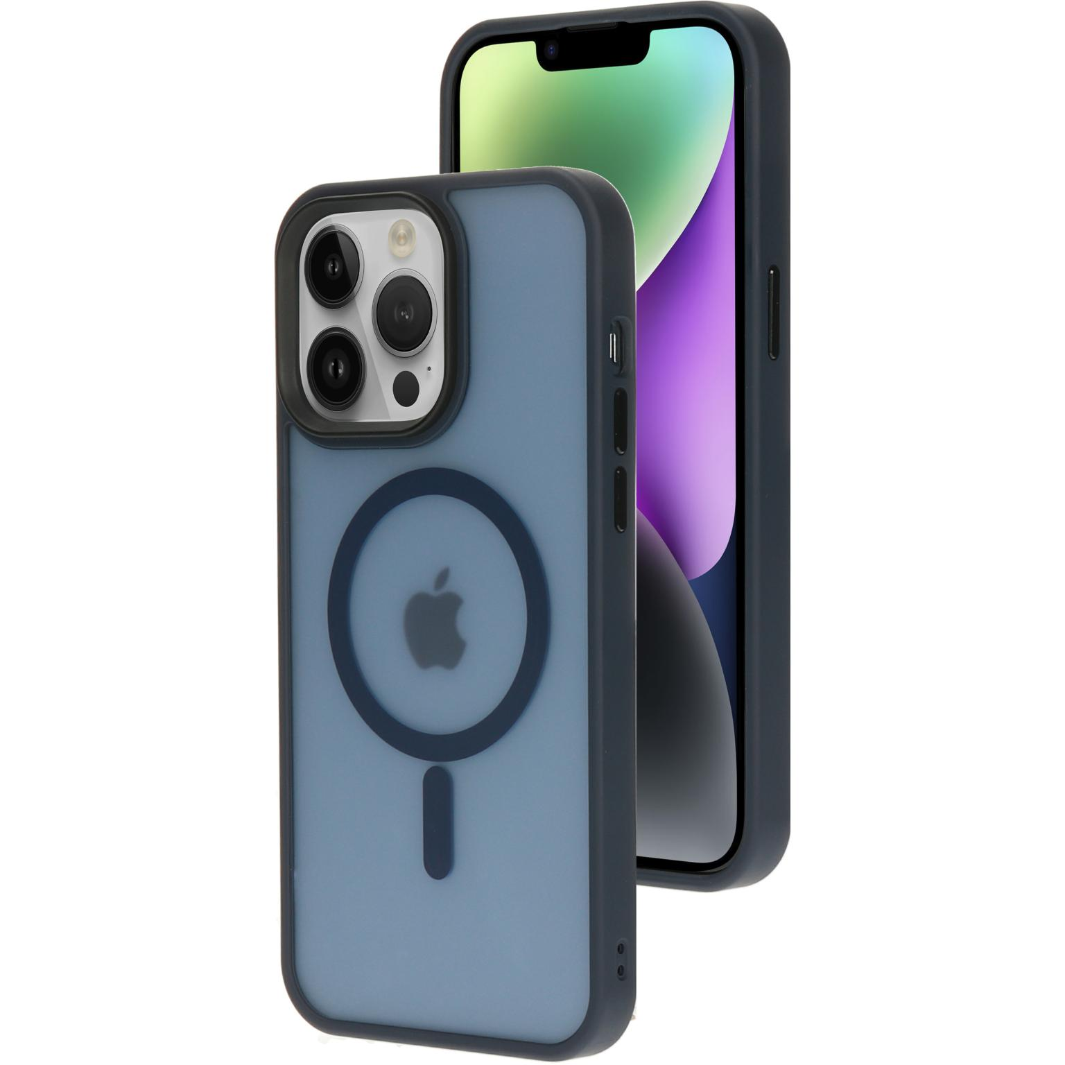 Blauwe telefoonhoes met een telefoon erin. De achtergrond is een wit oppervlak.