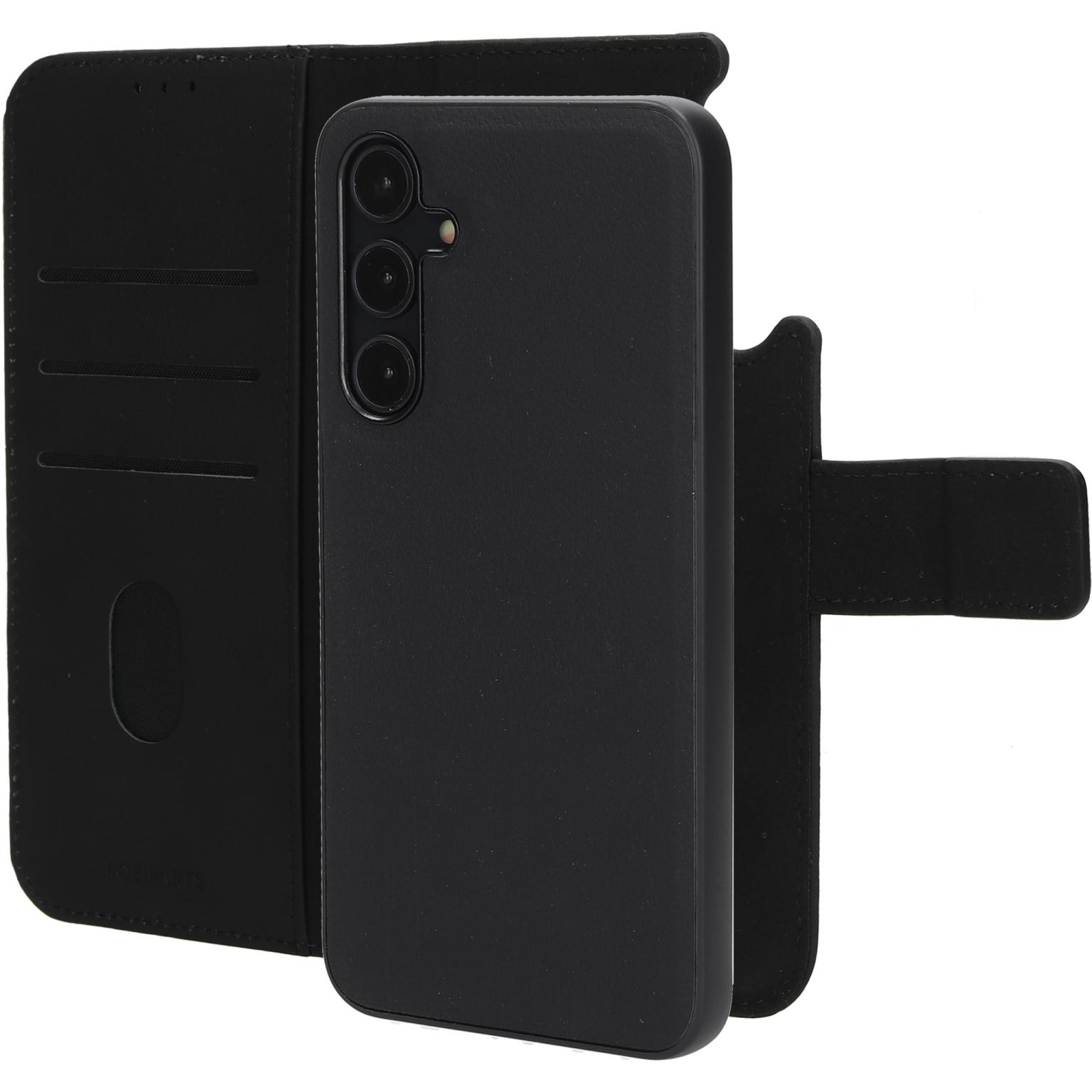 Zwarte telefoonhoes. Open portemonnee-stijl. Drie camera's aan de achterkant. Witte achtergrond.