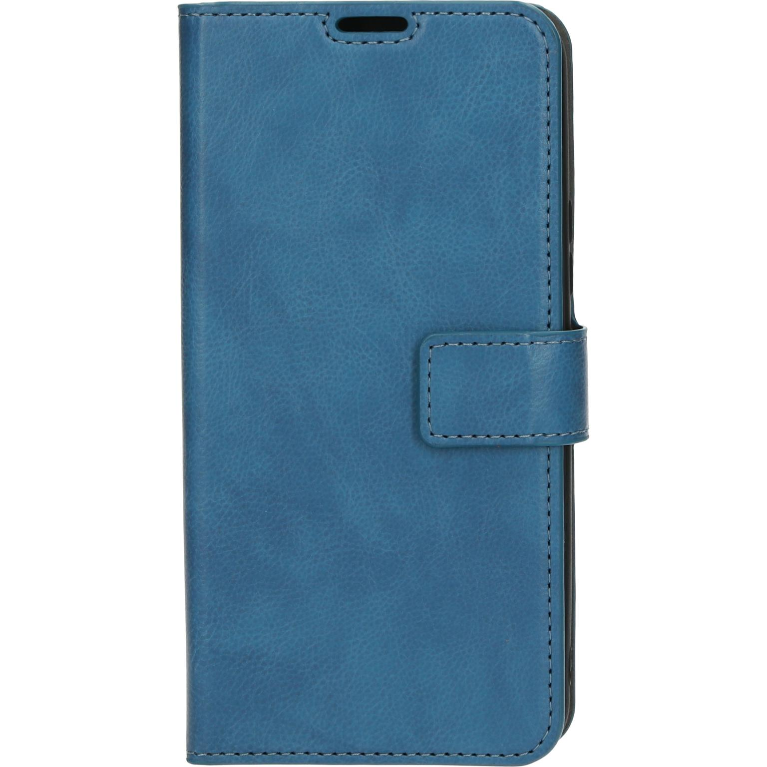 Blauwe telefoonhoes-portemonnee met magneetsluiting, vooraanzicht, op wit.