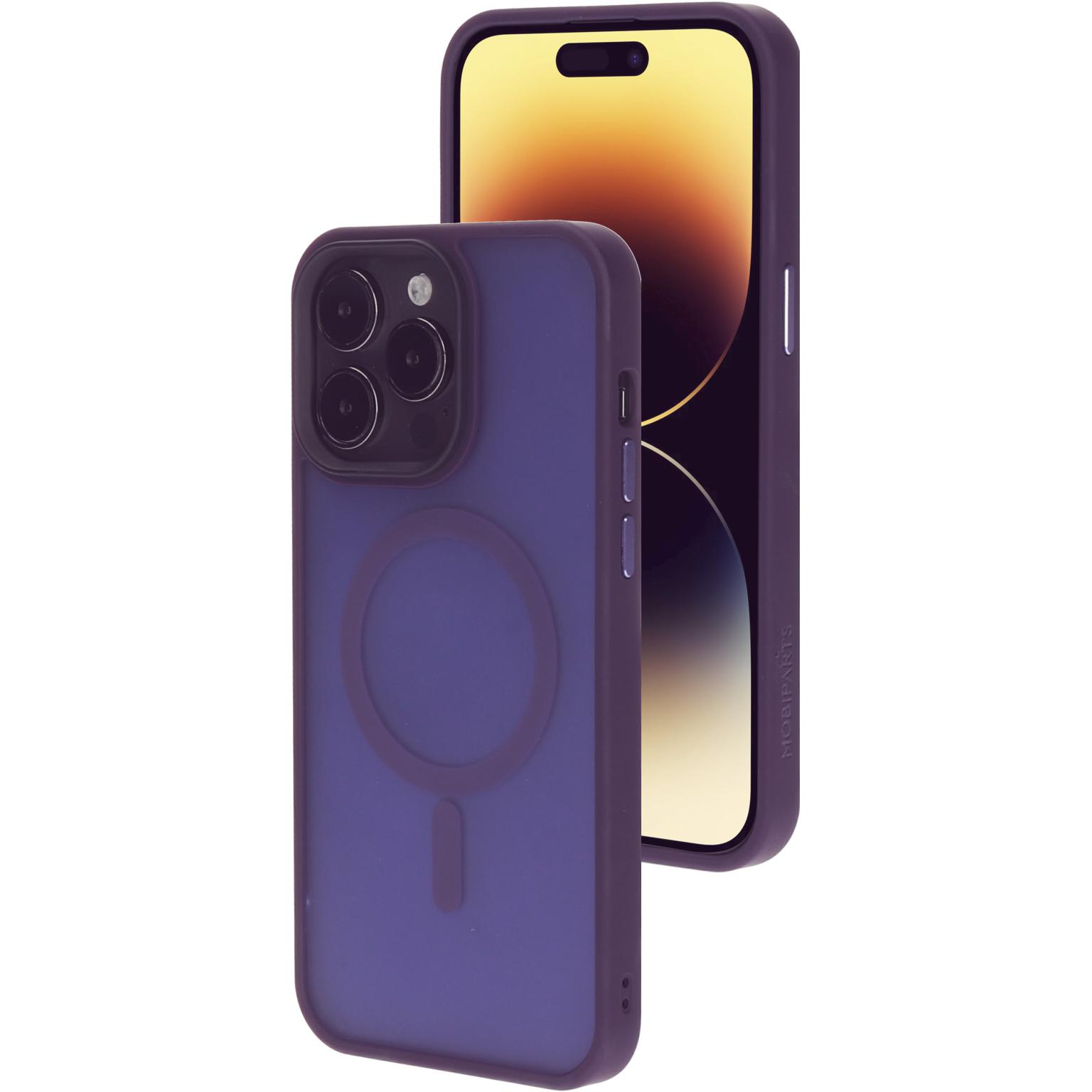 Paarse telefoonhoes met een telefoon erin. De achtergrond is een wit oppervlak.