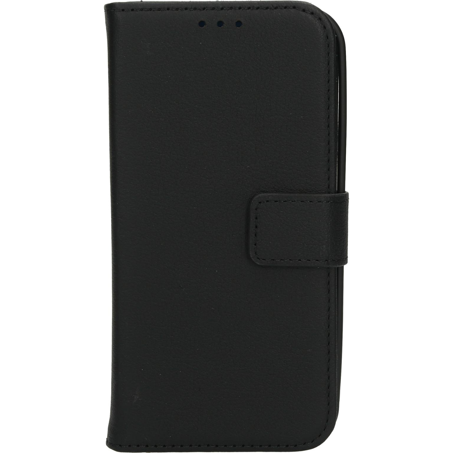 Gesloten zwarte telefoonhoes. Het heeft een magnetische sluiting.