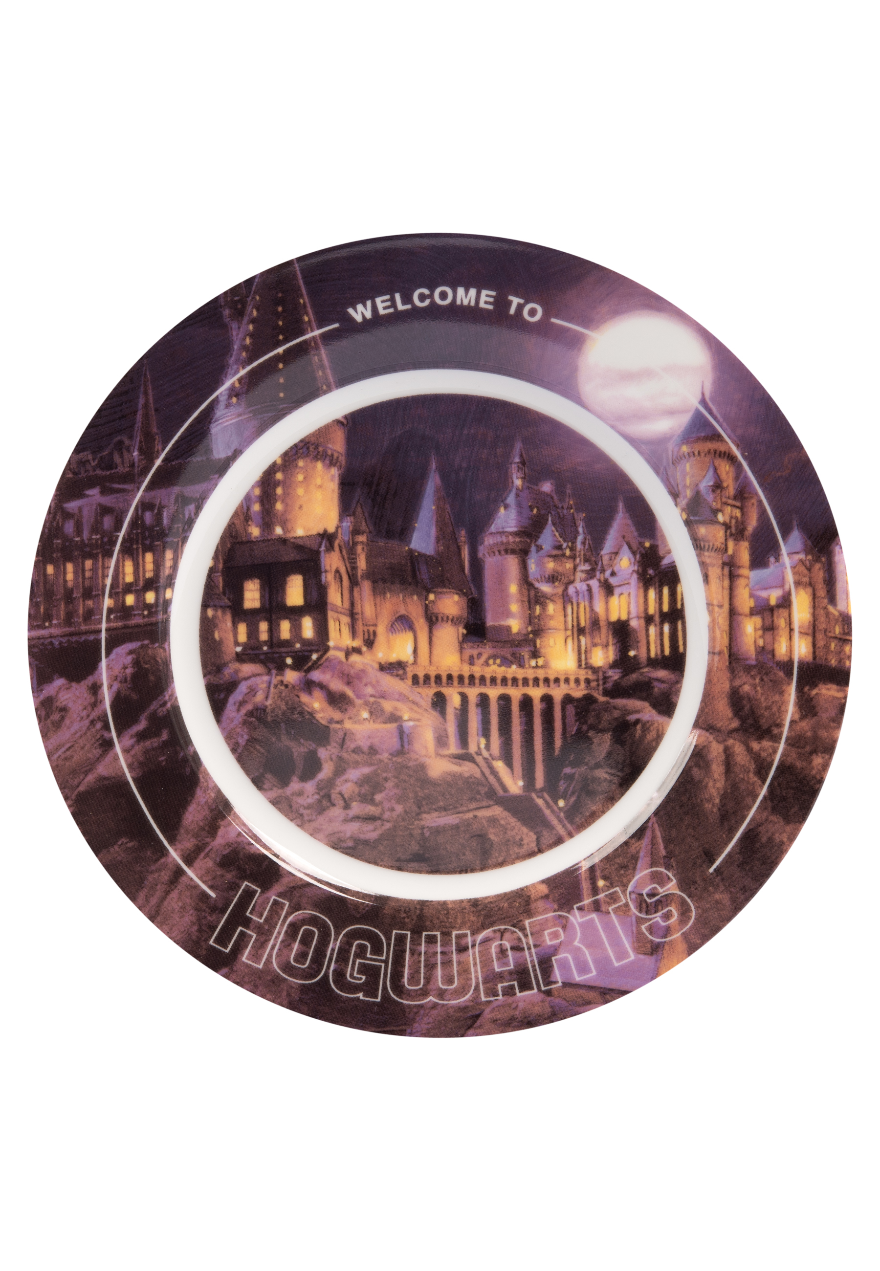 Ein Teller mit einer Harry Potter-Szene von Schloss Hogwarts unter einem Mondhimmel. Willkommen in Hogwarts.