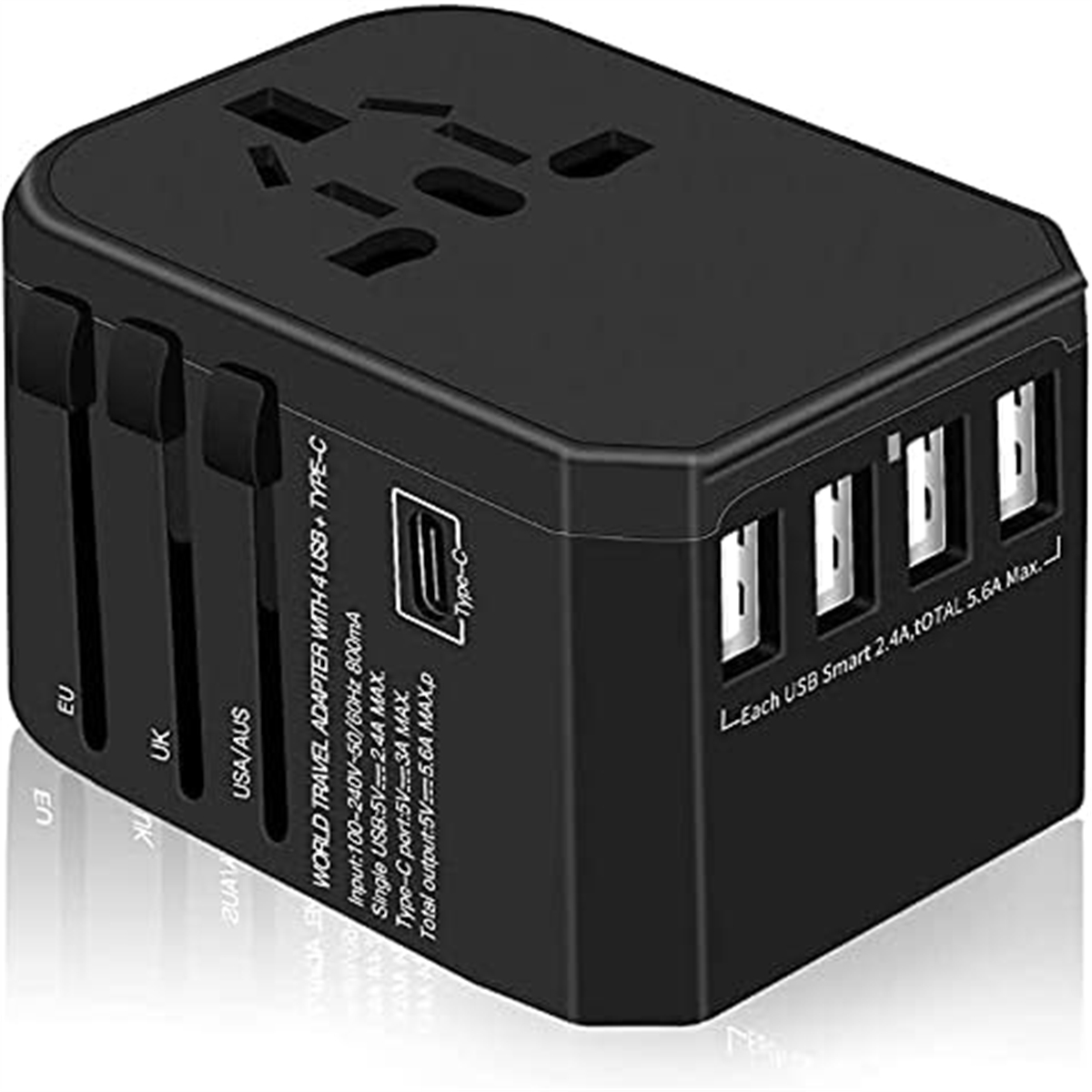 Schwarzer Reiseadapter mit mehreren Steckertypen und USB-Anschlüssen. Text: WORLD TRAVEL ADAPTER. Typ-C-Anschluss.