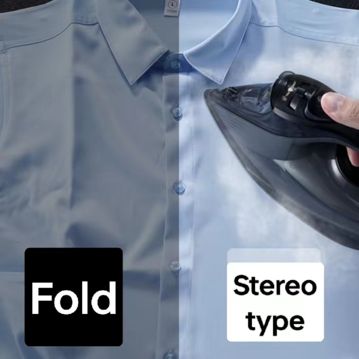 Blaues Hemd, gebügelt und gefaltet. Bügeln im Gange; Dampf sichtbar. Text: Falten und Stereotyp.