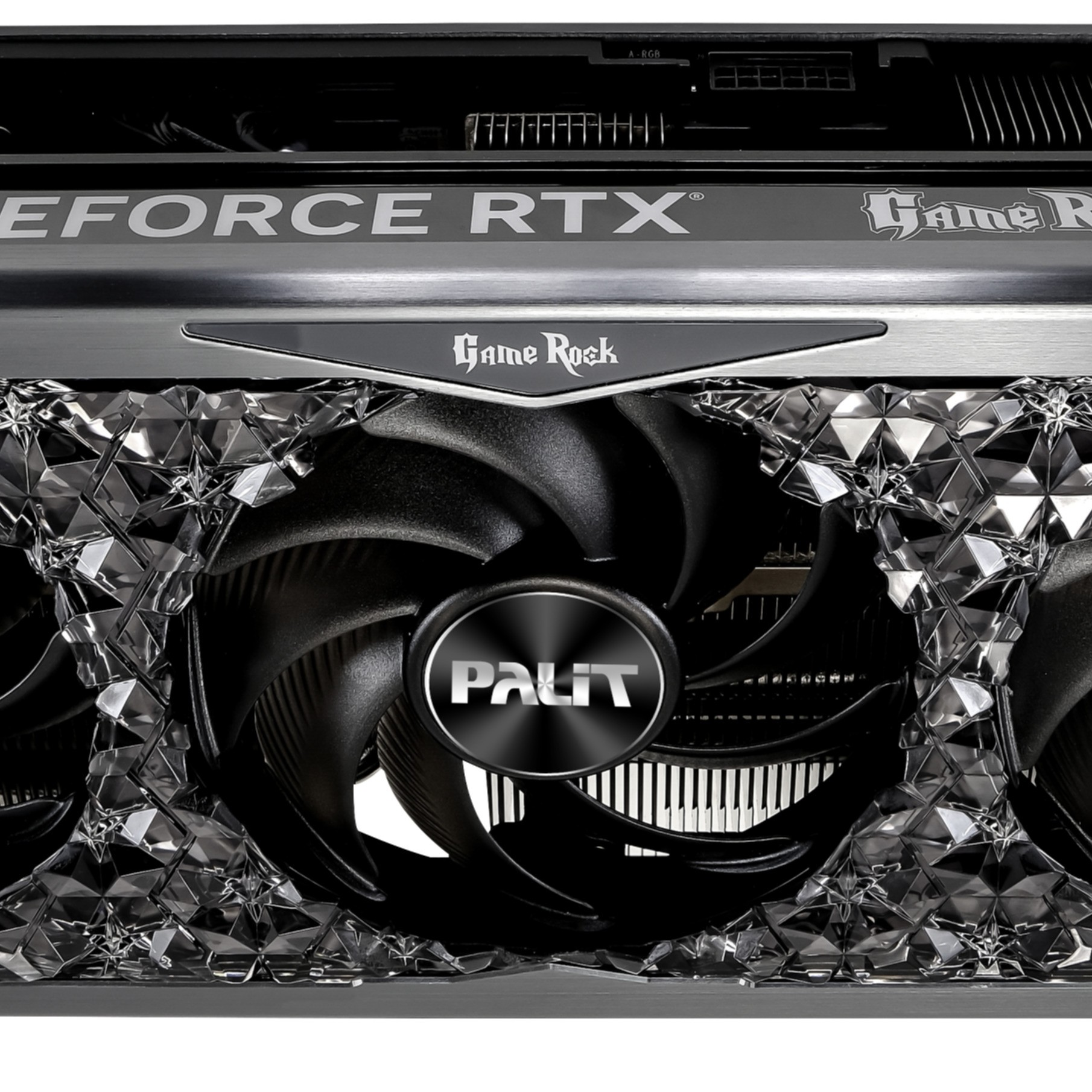Un primo piano di una scheda grafica Palit GeForce RTX, con ventole e dettagli di design.