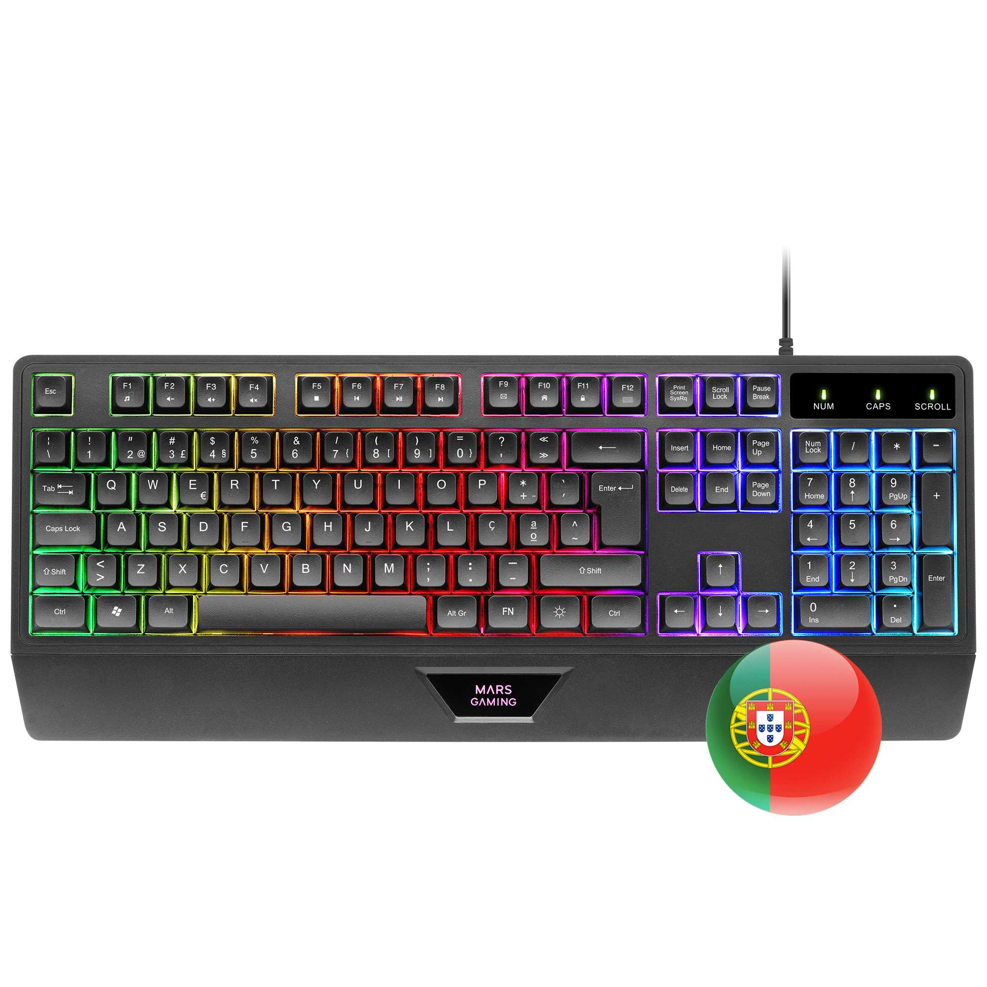 Czarna klawiatura do gier z podświetlanymi na tęczowo klawiszami, logo Mars Gaming i naklejką z flagą Portugalii.
