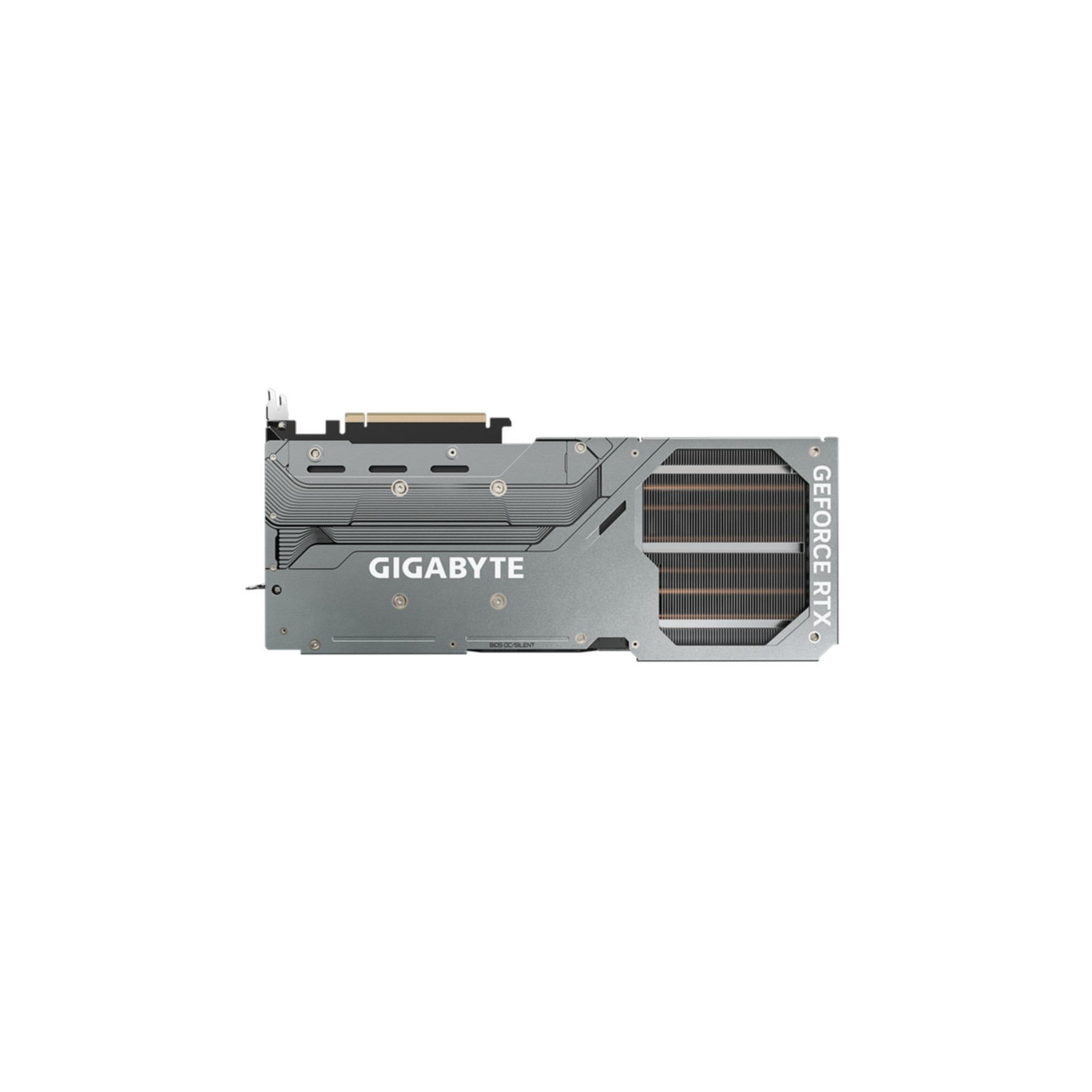 Retro della scheda grafica con marchio Gigabyte e GeForce RTX. Design argento e nero. Sfondo bianco.