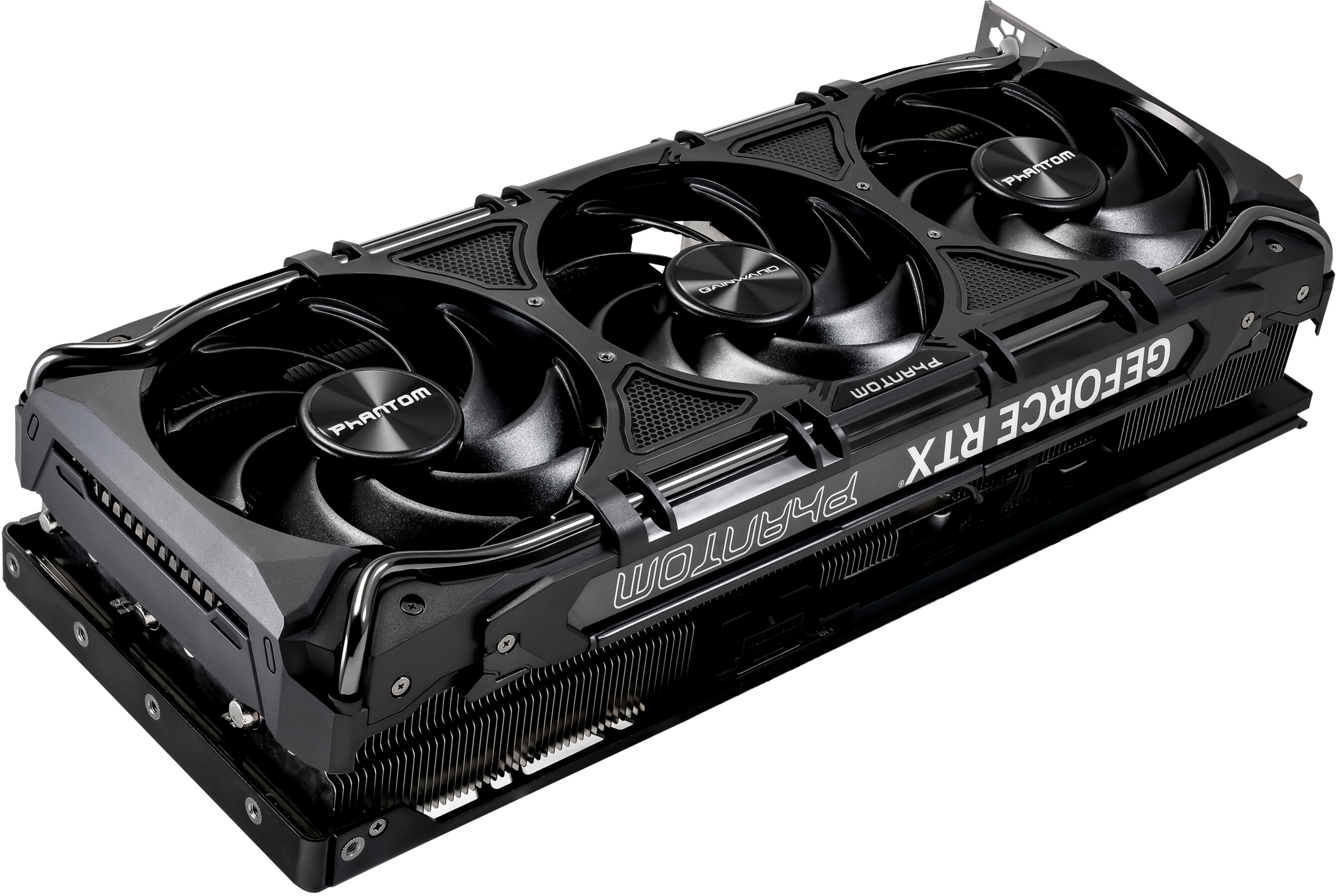 Una scheda grafica nera con tre ventole e 'GeForce RTX' scritto sopra.