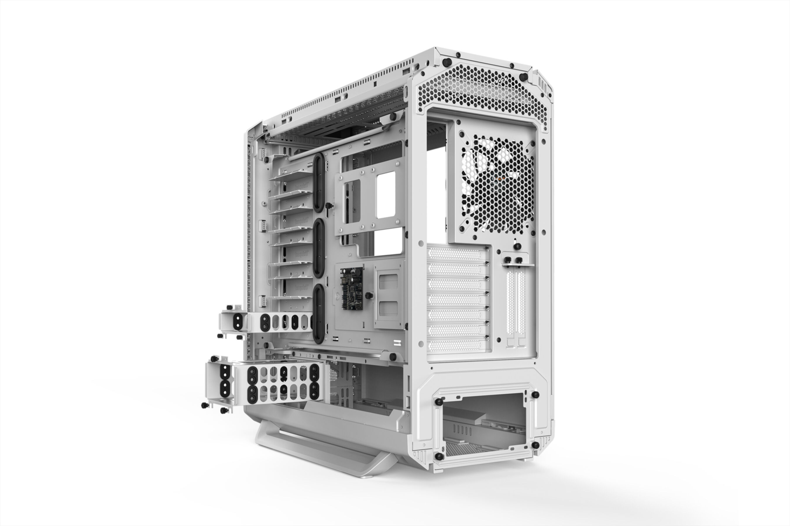 Biała obudowa komputera z widocznymi elementami wewnętrznymi, na białym tle.