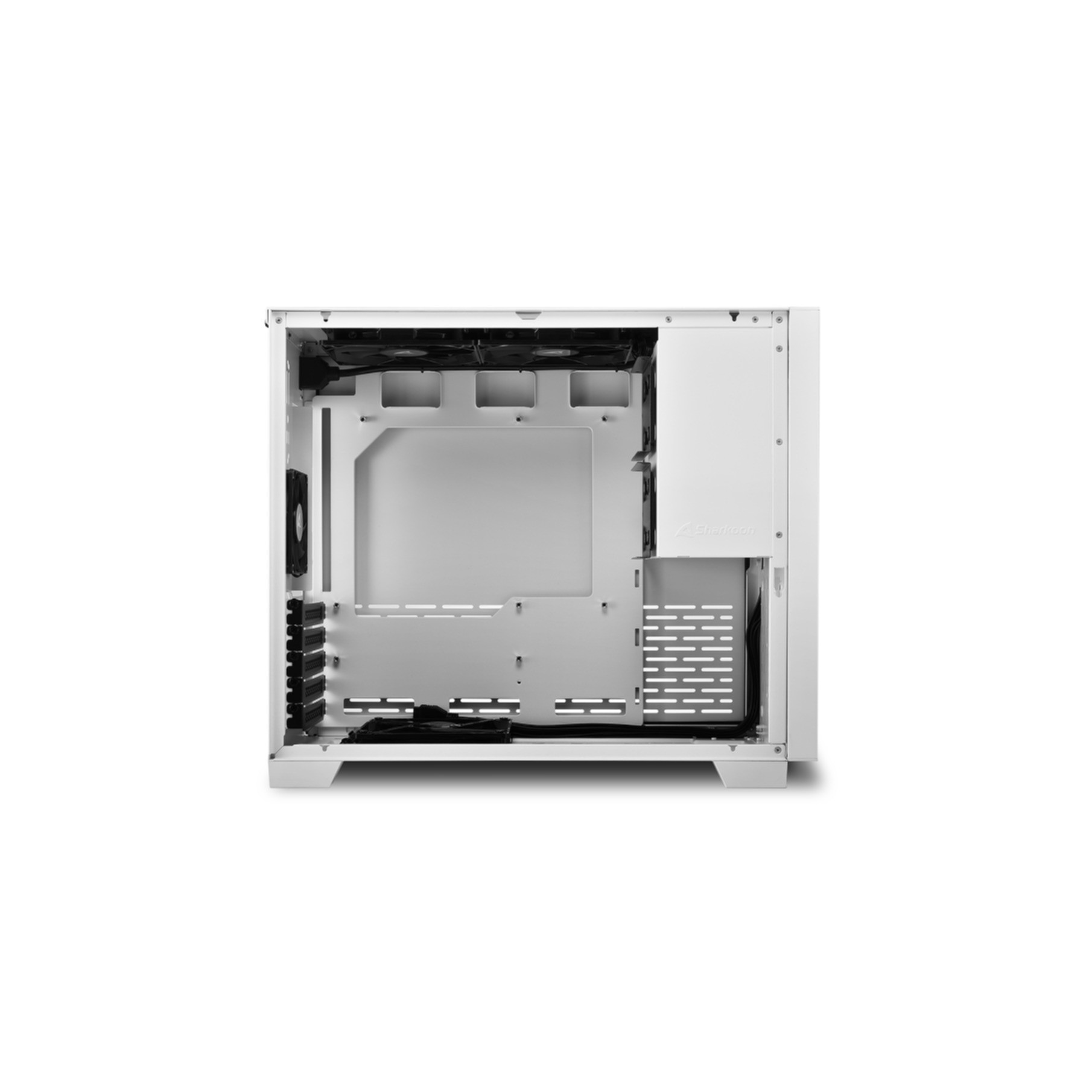 Inneres eines weißen Computergehäuses, offen. Zeigt Metall- und Kunststoffkomponenten mit verschiedenen Befestigungspunkten.
