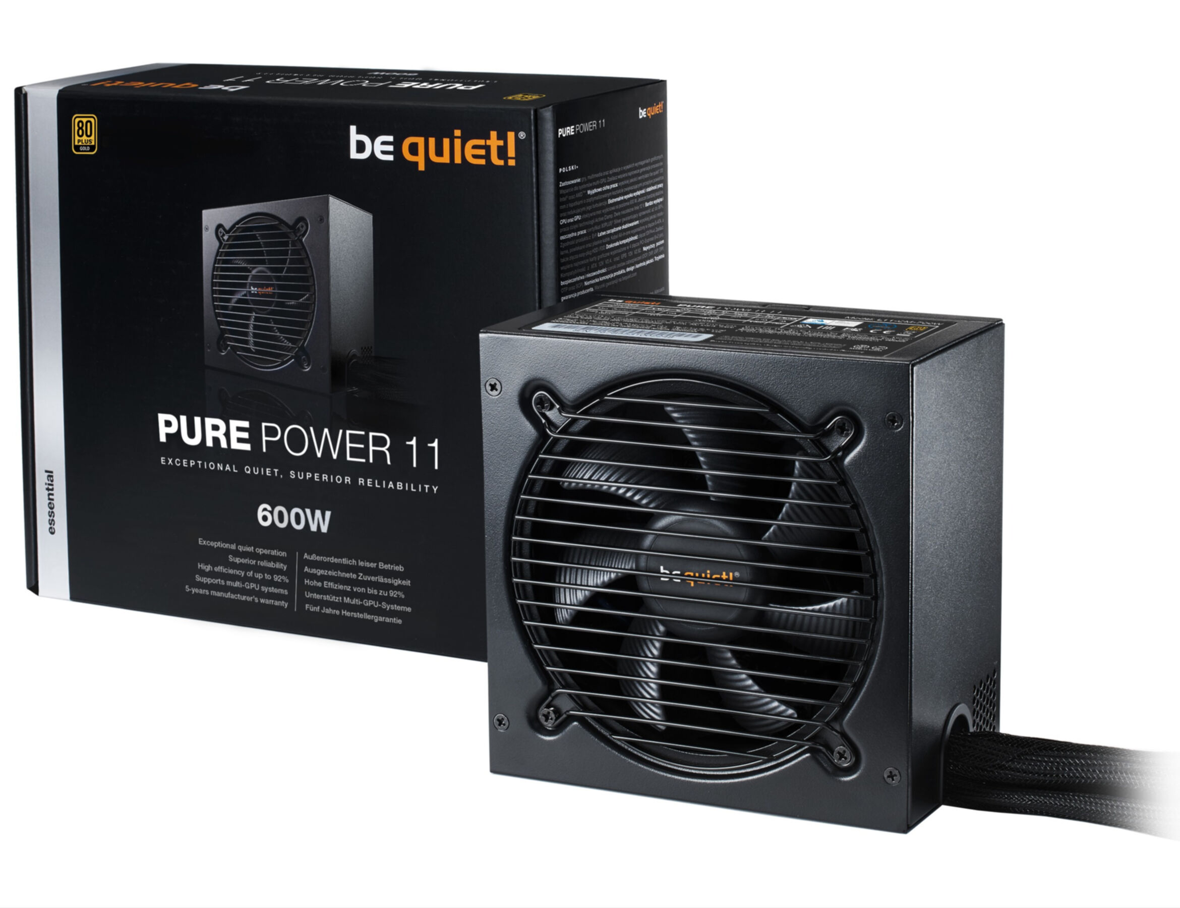 Czarny zasilacz be quiet! Pure Power 11 600W i jego pudełko na białym tle.