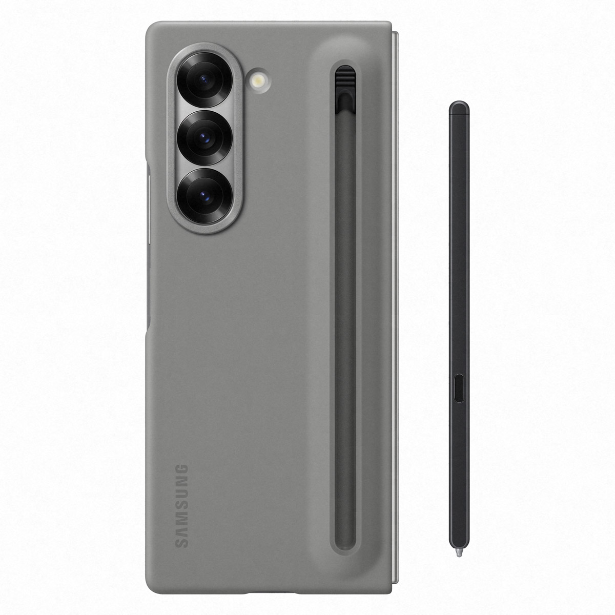 Funda de teléfono gris con un teléfono plegable y un bolígrafo. Fondo blanco.