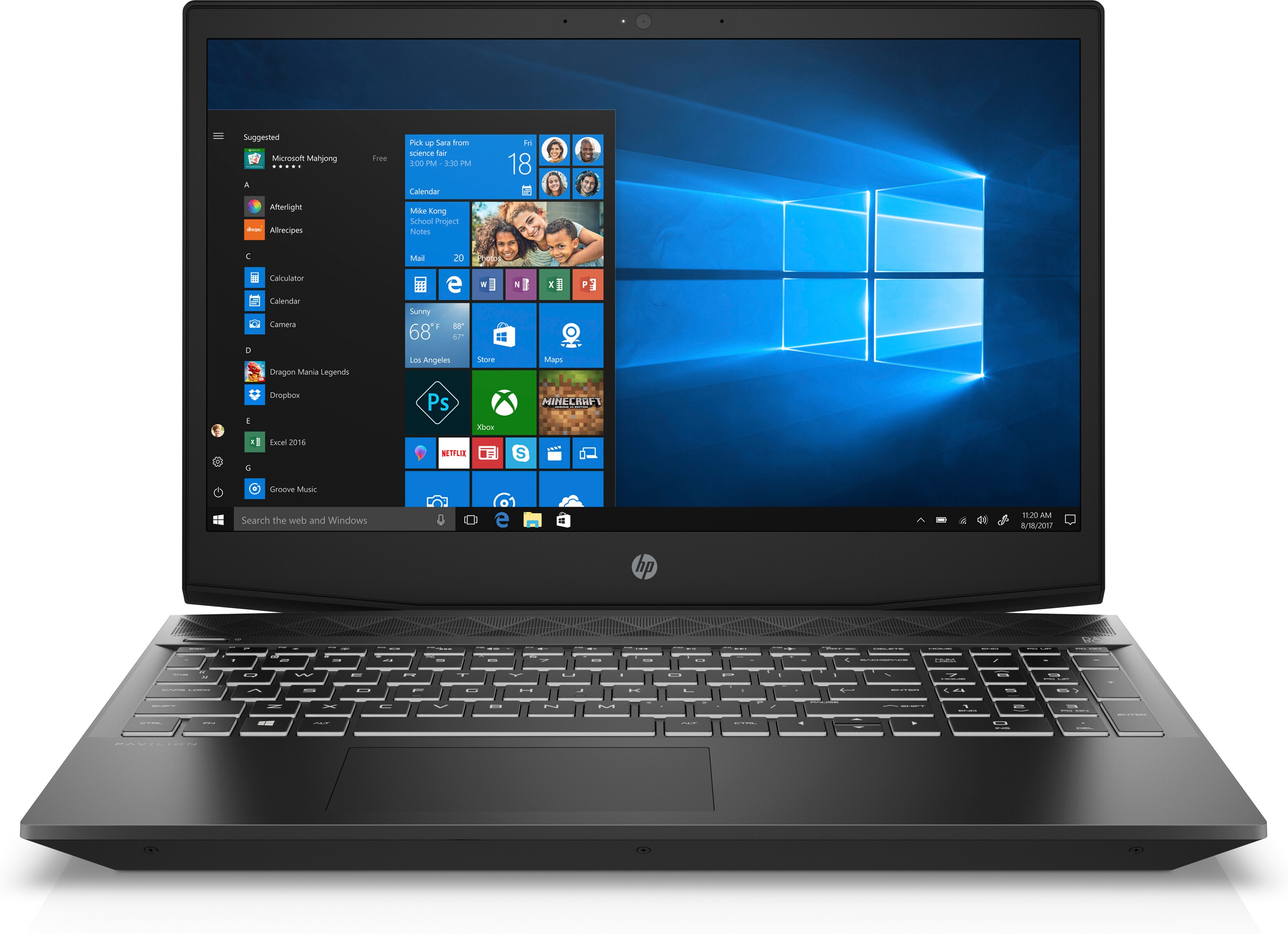 Laptop nero con lo schermo che mostra le app. Sfondo bianco.