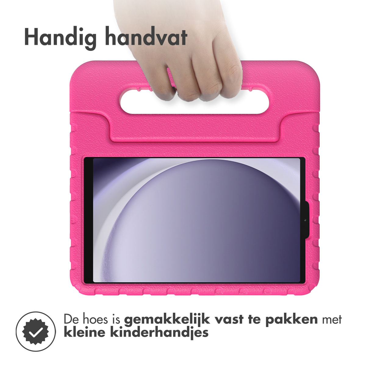 Roze tablethoes met handvat, houdt een tablet vast. Het scherm van de tablet is zichtbaar.