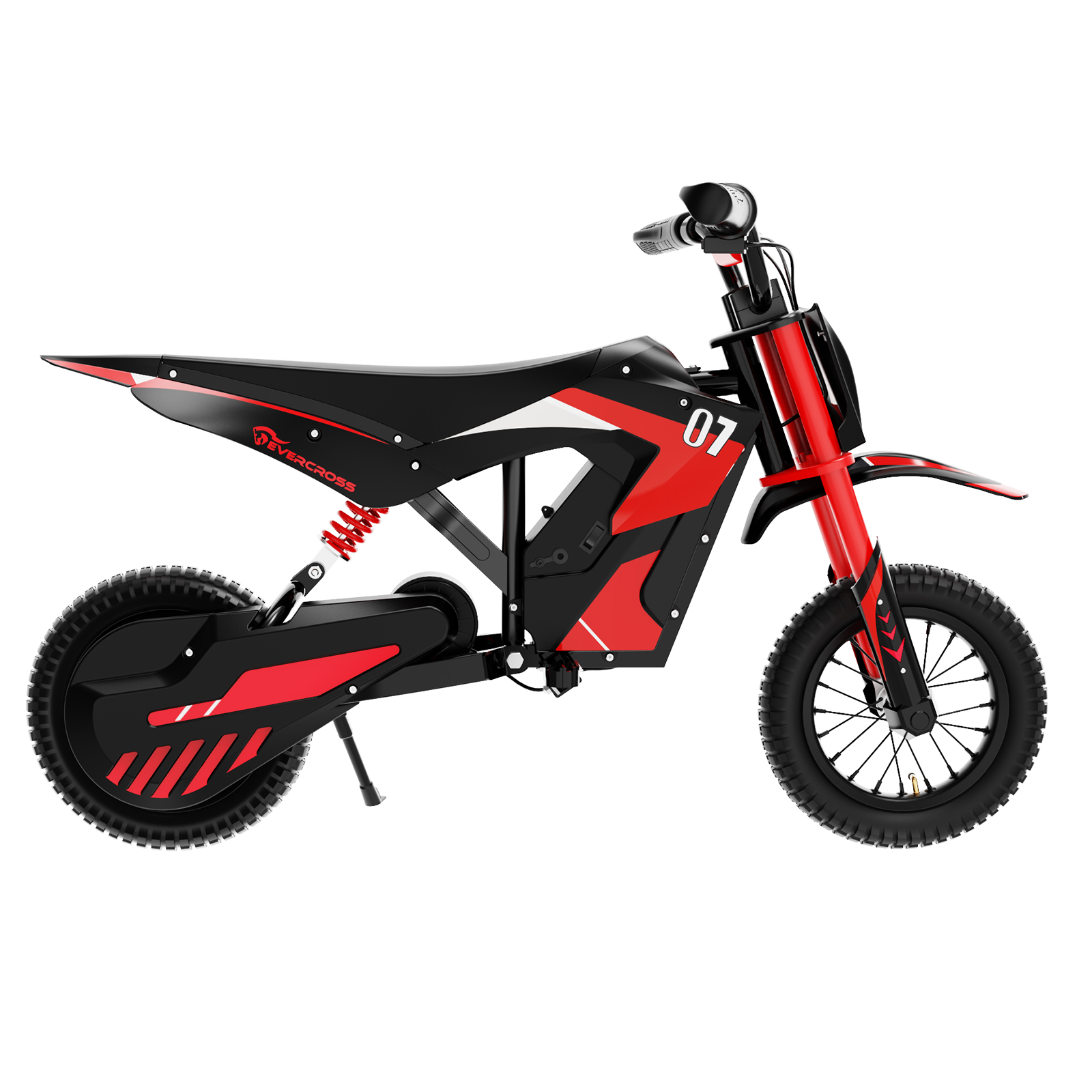Czerwono-czarny elektryczny motocykl crossowy, widok z boku, z numerem '07'. Białe tło.