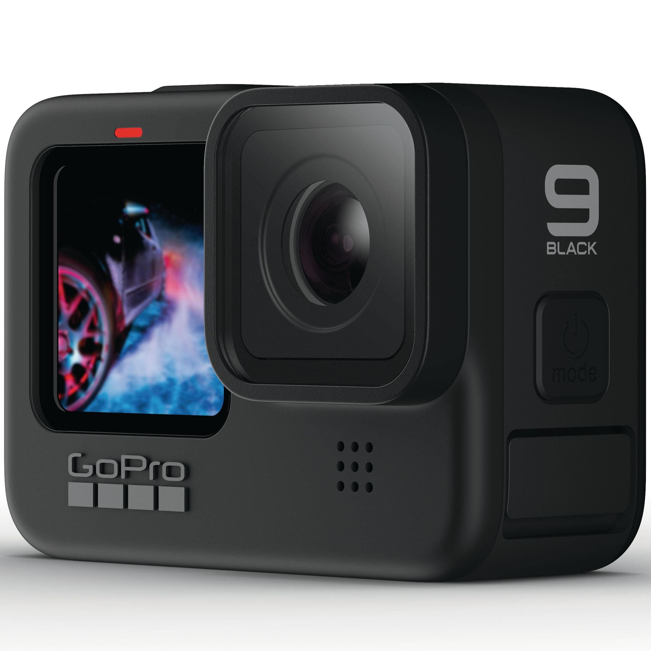 Schwarze GoPro-Kamera mit Objektiv und Modustaste. Der Bildschirm zeigt ein Auto.