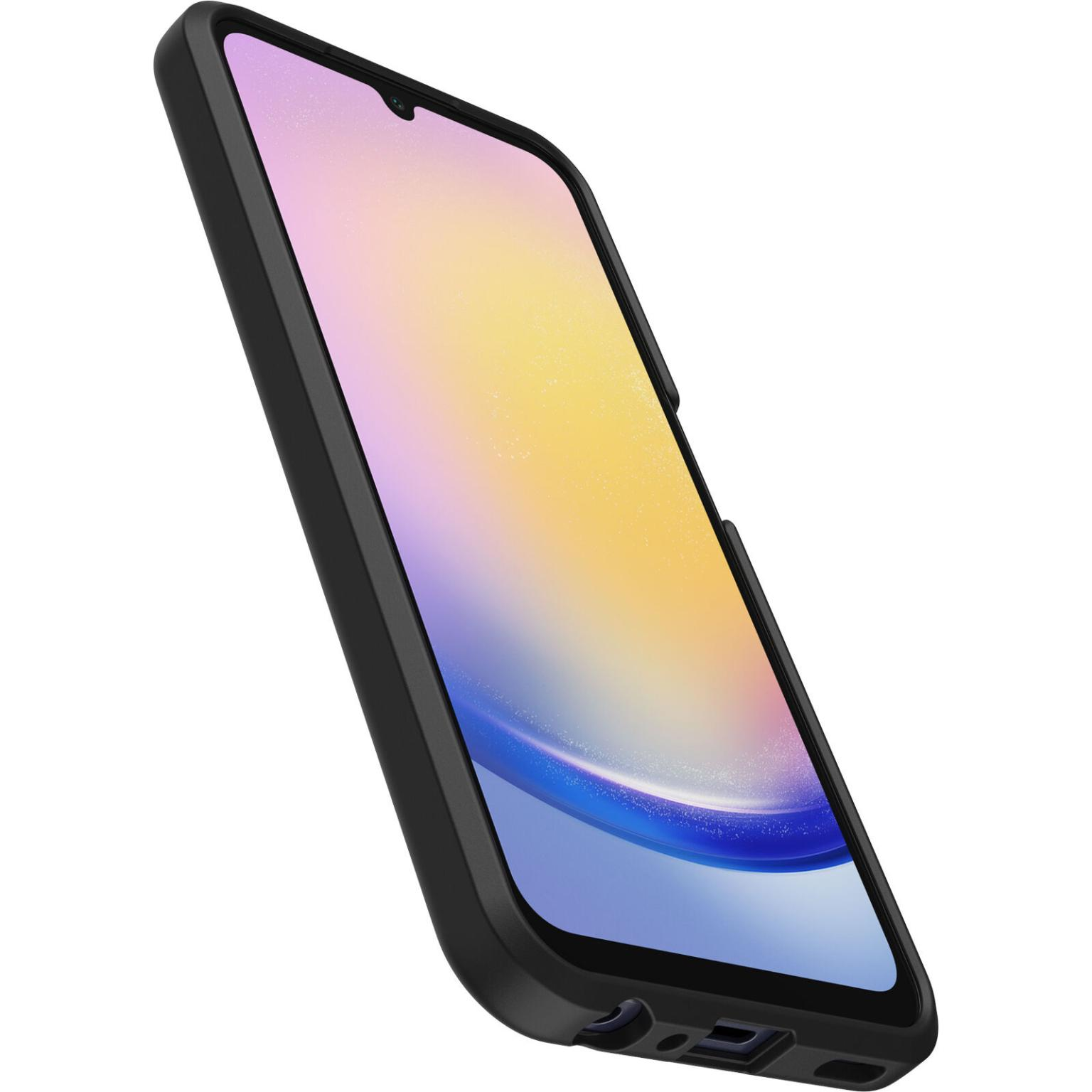 Zwarte telefoon in een hoesje, schuin naar de kijker.