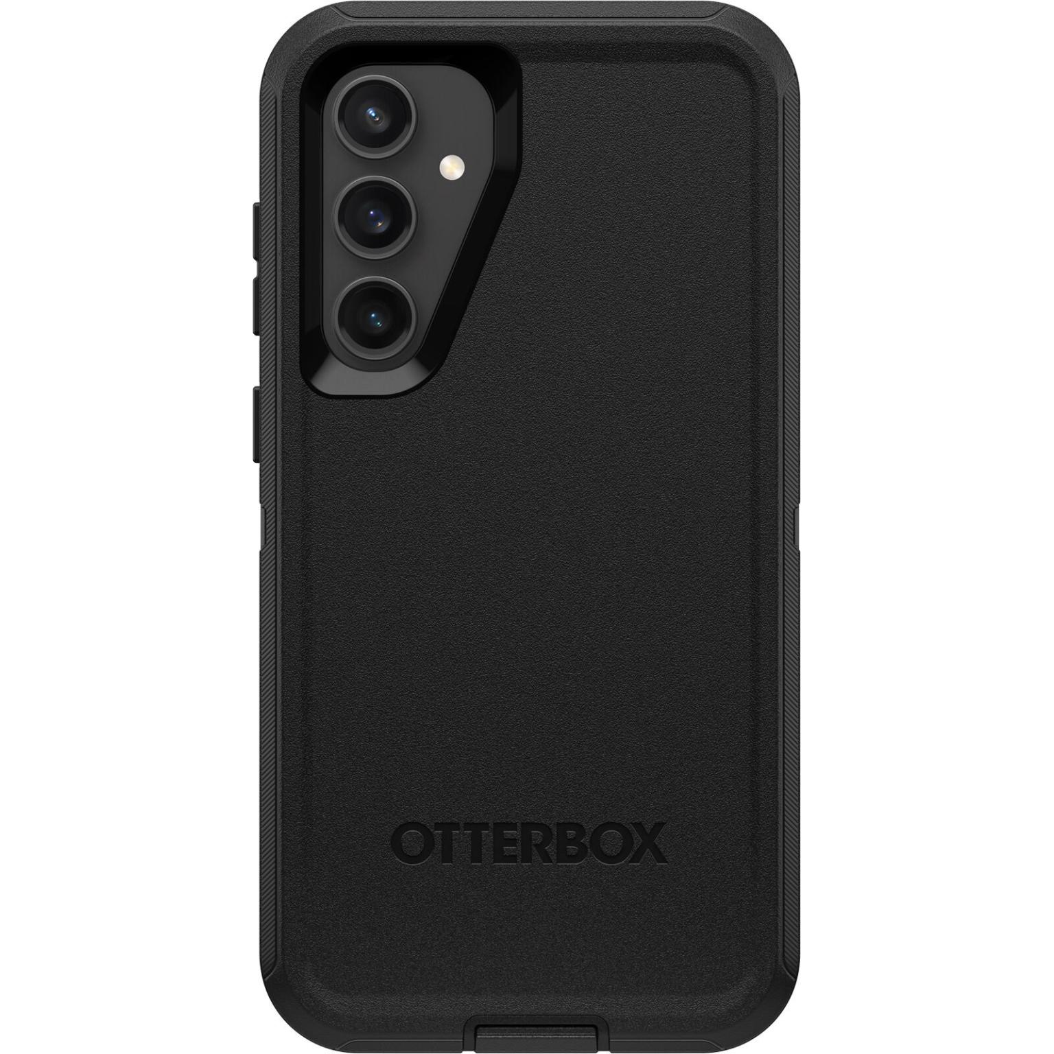 Custodia per telefono nera, marchio Otterbox. Il telefono ha la tripla fotocamera. Custodia nera, logo Otterbox.