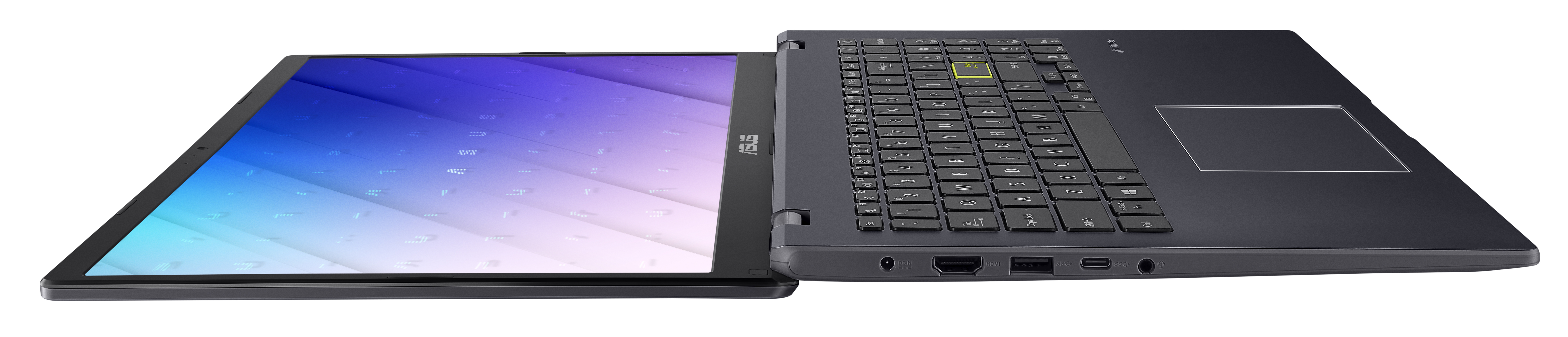 Un laptop aperto, mostra tastiera e schermo, con sfondo sfumato blu e bianco.