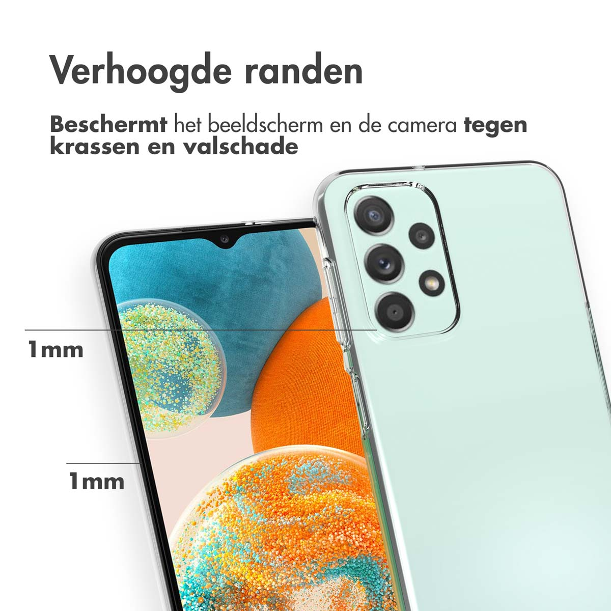 Transparante telefoonhoes met telefoon erin. Hoes heeft opstaande randen, telefoon toont groene achtergrond.