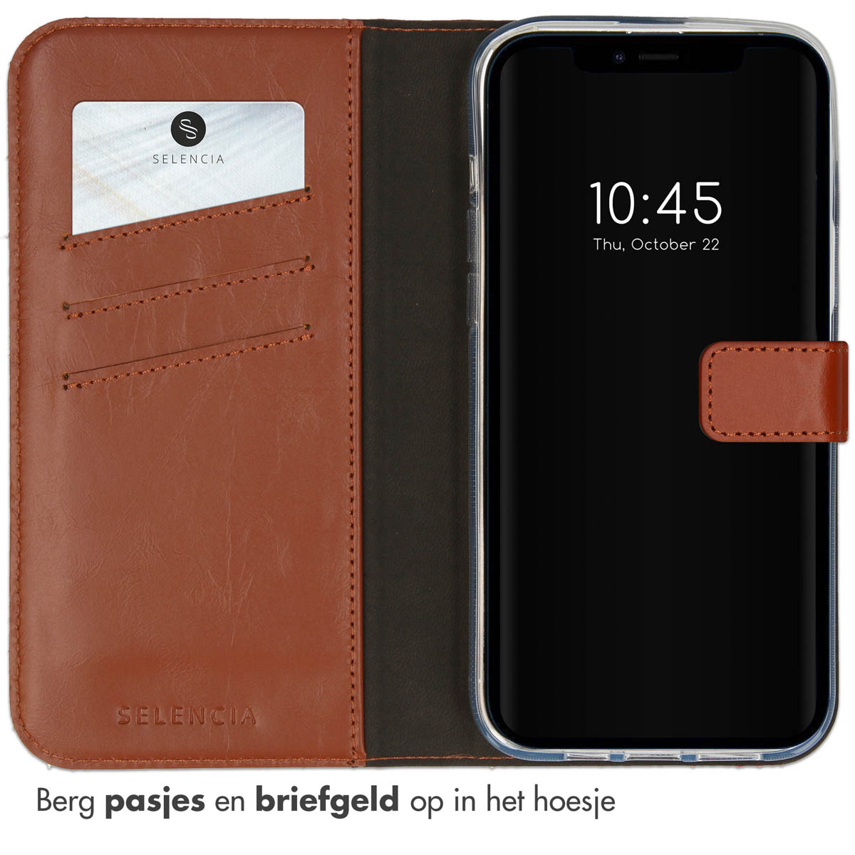 Bruine leren telefoonhoes met kaart en telefoon. Telefoon toont tijd en datum. Heeft zakken.