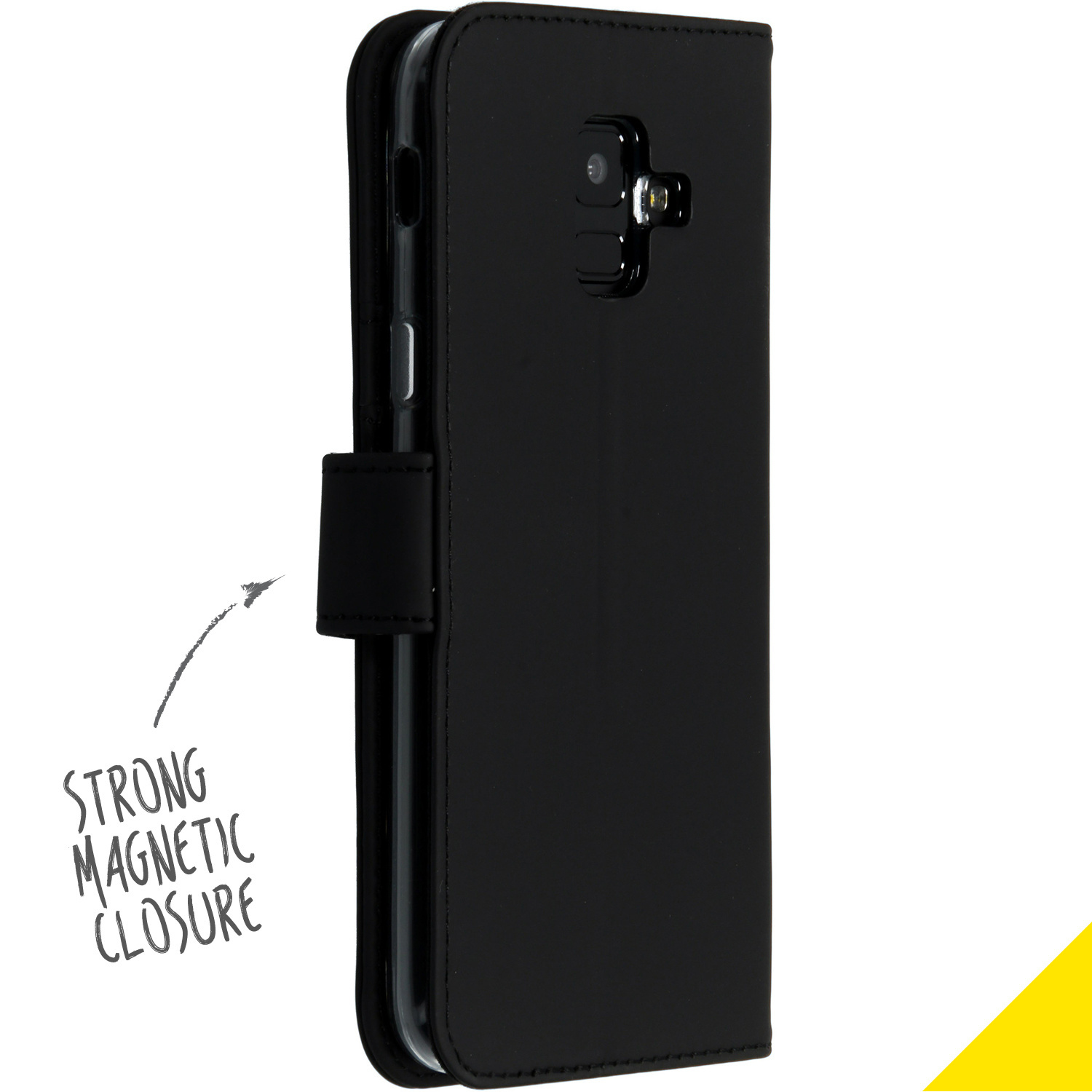 Coque de téléphone noire avec fermeture magnétique. Texte: fermeture magnétique forte.