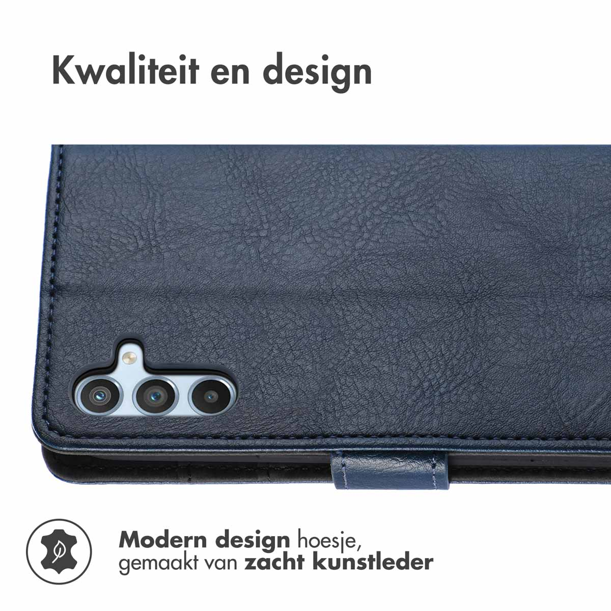 Blauwe telefoonhoes met close-up van de camera. De hoes is van zacht kunstleer.