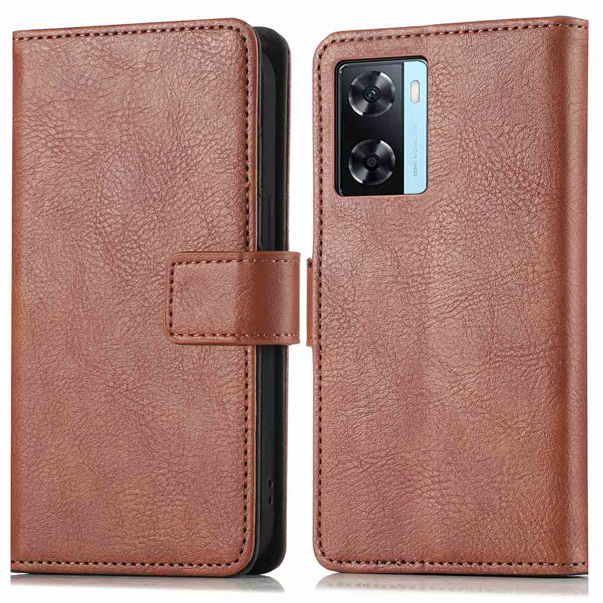Étui de téléphone en cuir marron, ouvert avec le téléphone à droite et fermé à gauche.