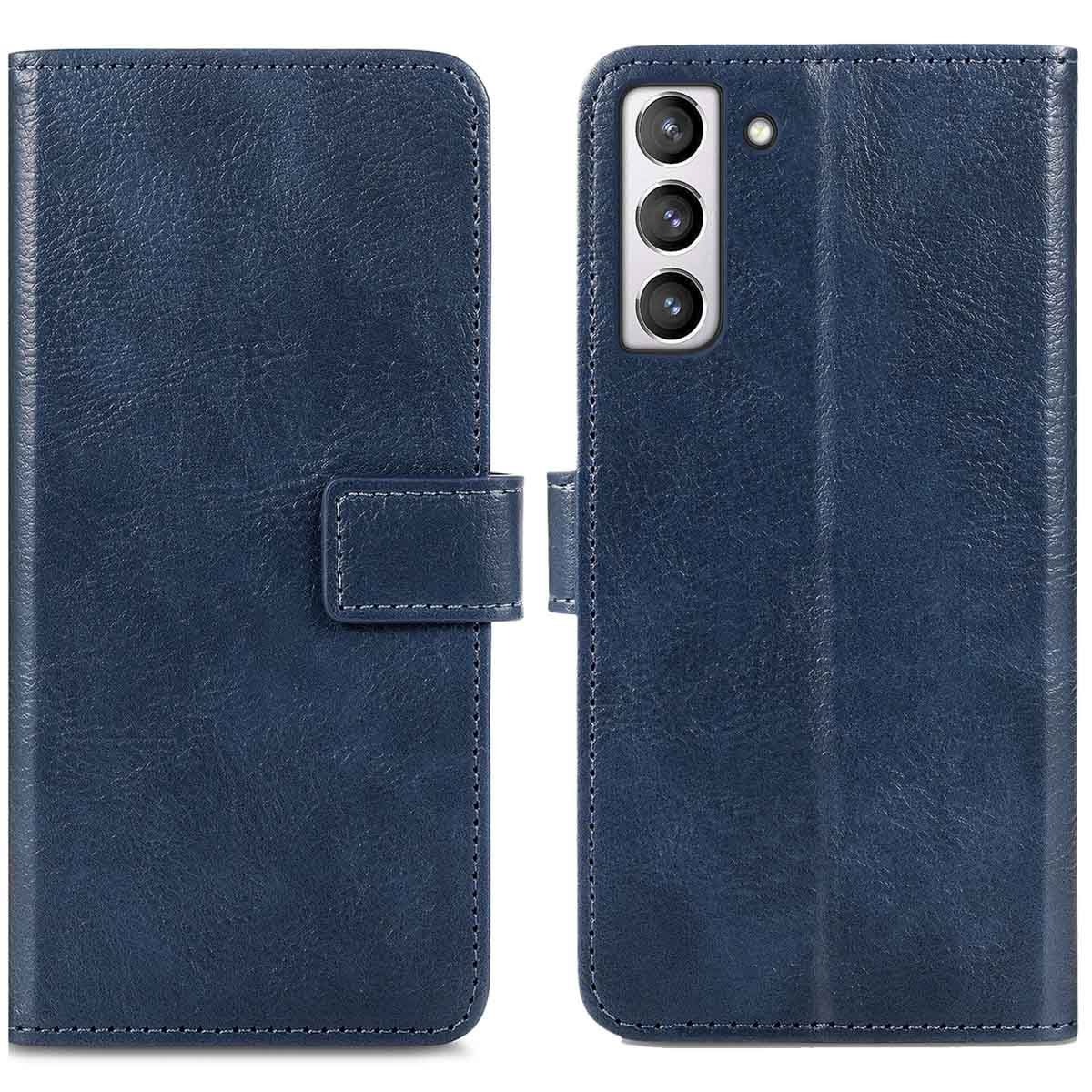 Marineblauw telefoonhoesje, open om de telefoon te laten zien. De hoes heeft een magnetische sluiting.