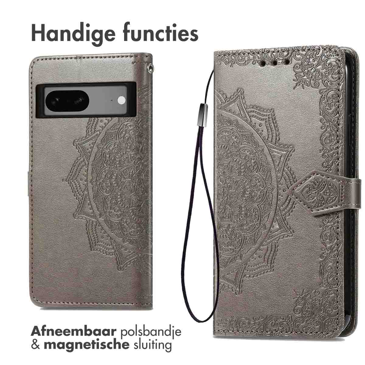 Un étui de téléphone avec un design mandala. Il a une dragonne amovible et une fermeture magnétique.