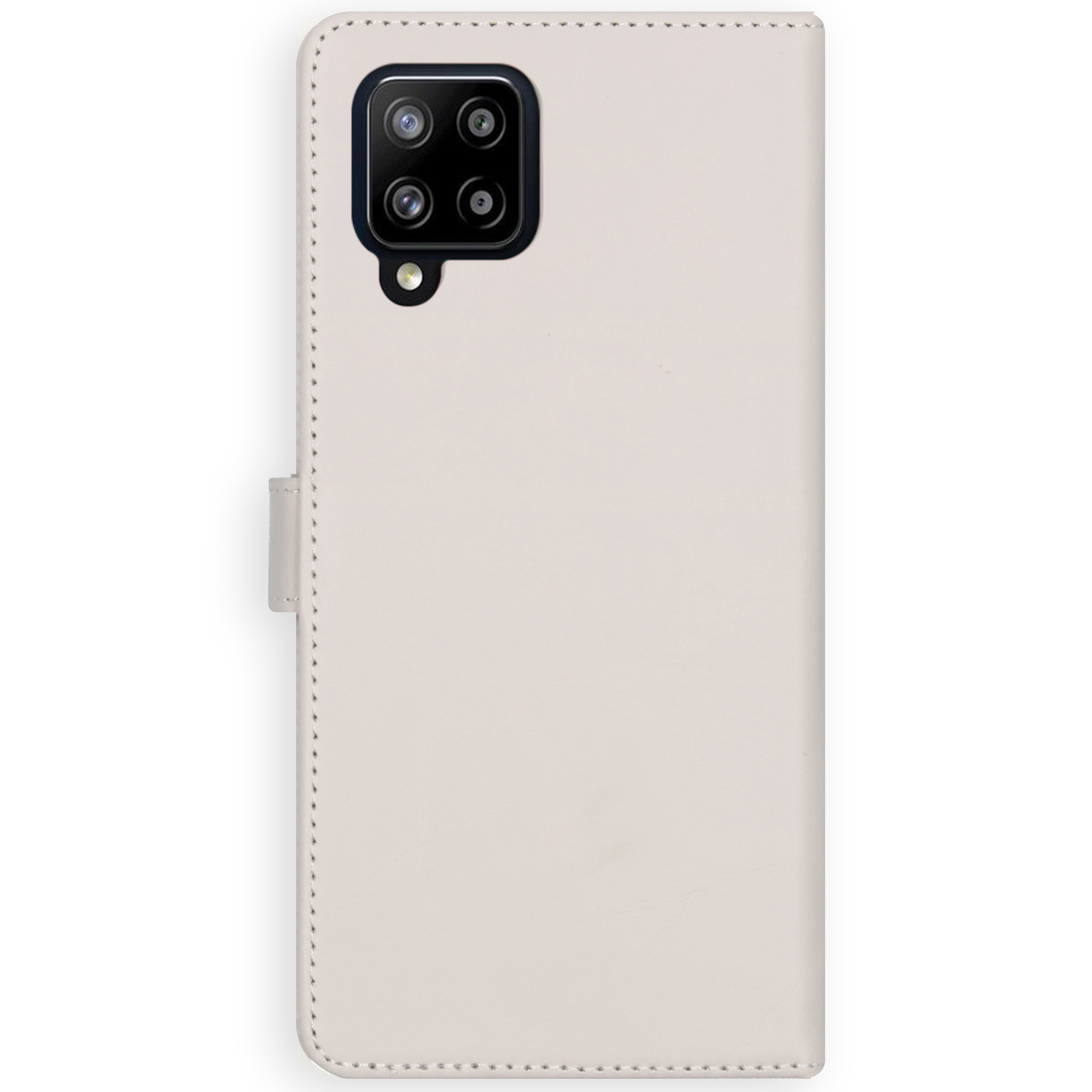 Un étui de téléphone blanc sur fond blanc. L'étui est fermé et possède un appareil photo.