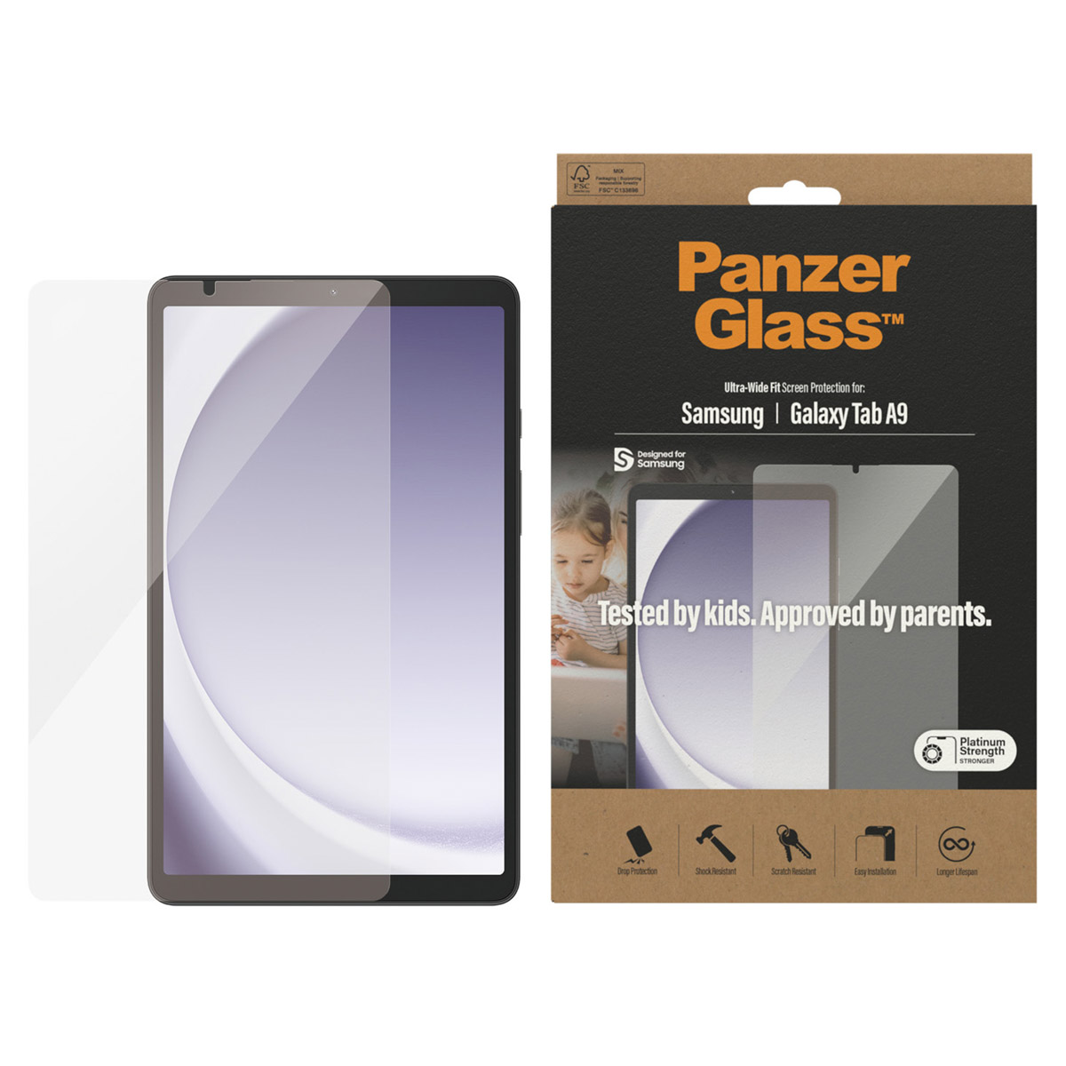 Tablet met schermbeschermer, doos met tekst en een afbeelding van een kind.